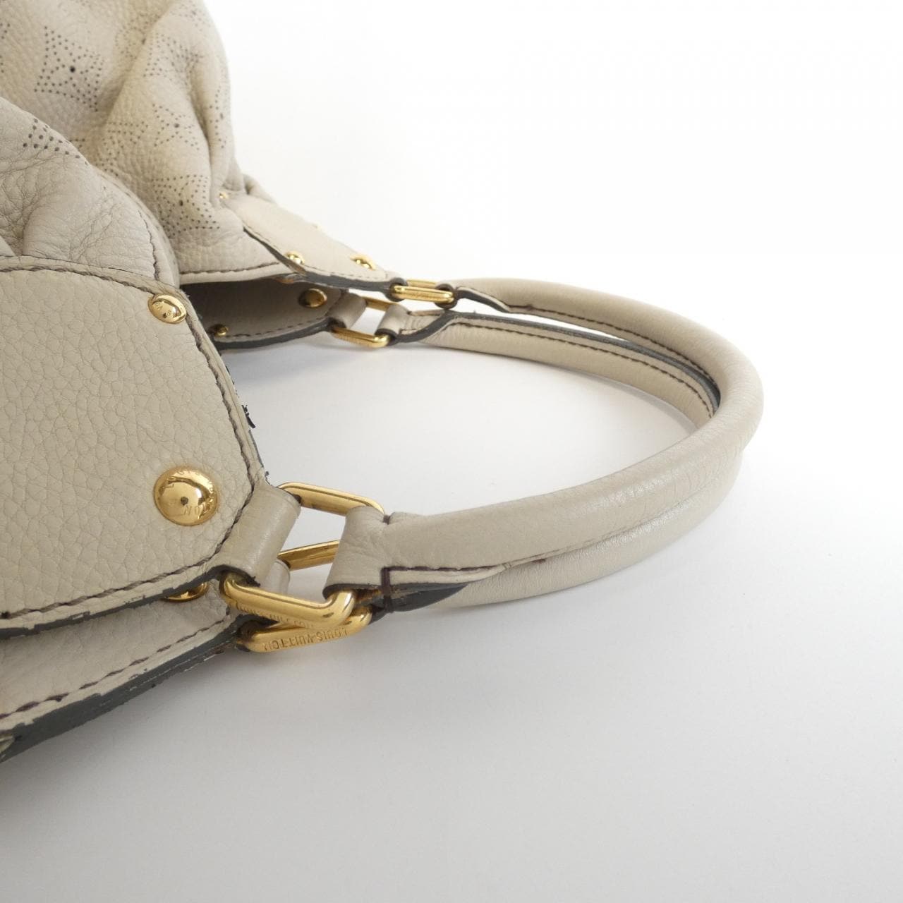 ルイヴィトン マヒナ XL M95548 ショルダーバッグ