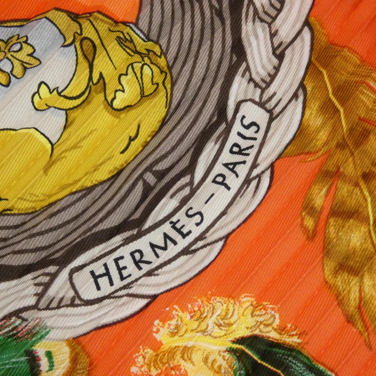 エルメス プリーツ スカーフ