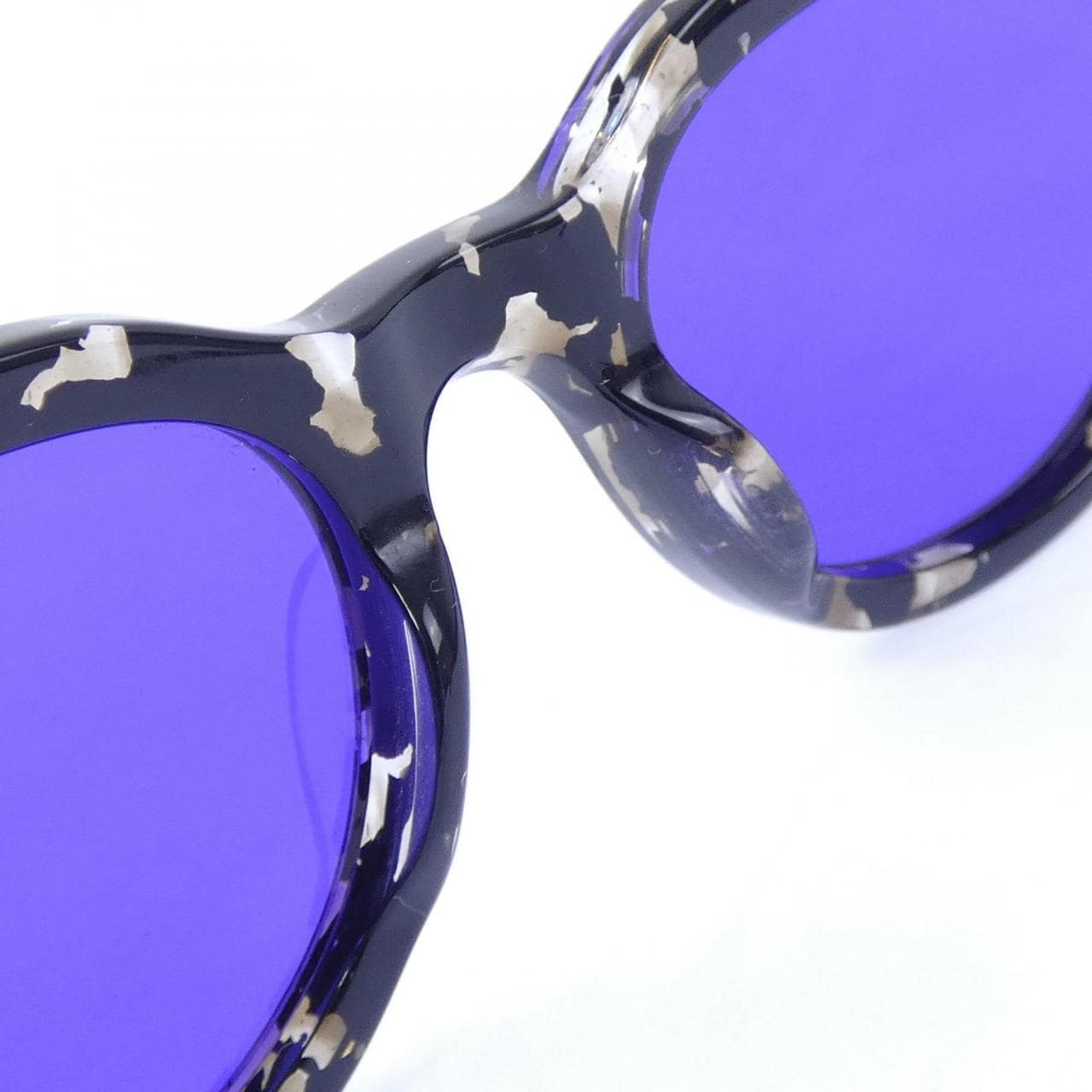 AKILA LEGACY SUNGLASSES