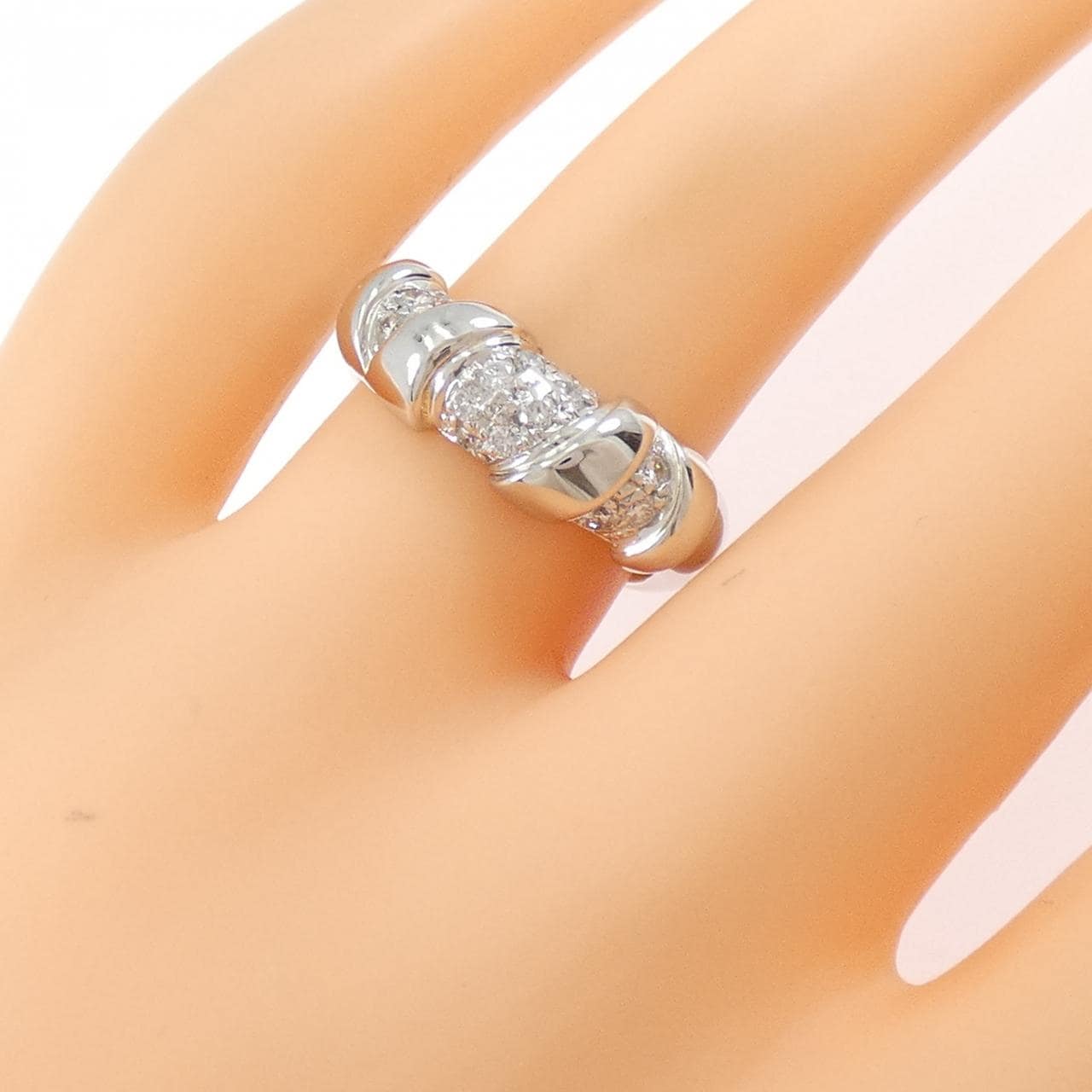 PT900 ダイヤモンド リング 0.30CT