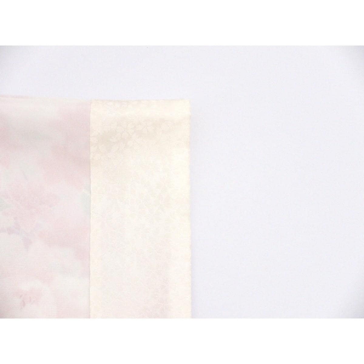 振袖　友禅金彩加工　刺繍入りボカシ染