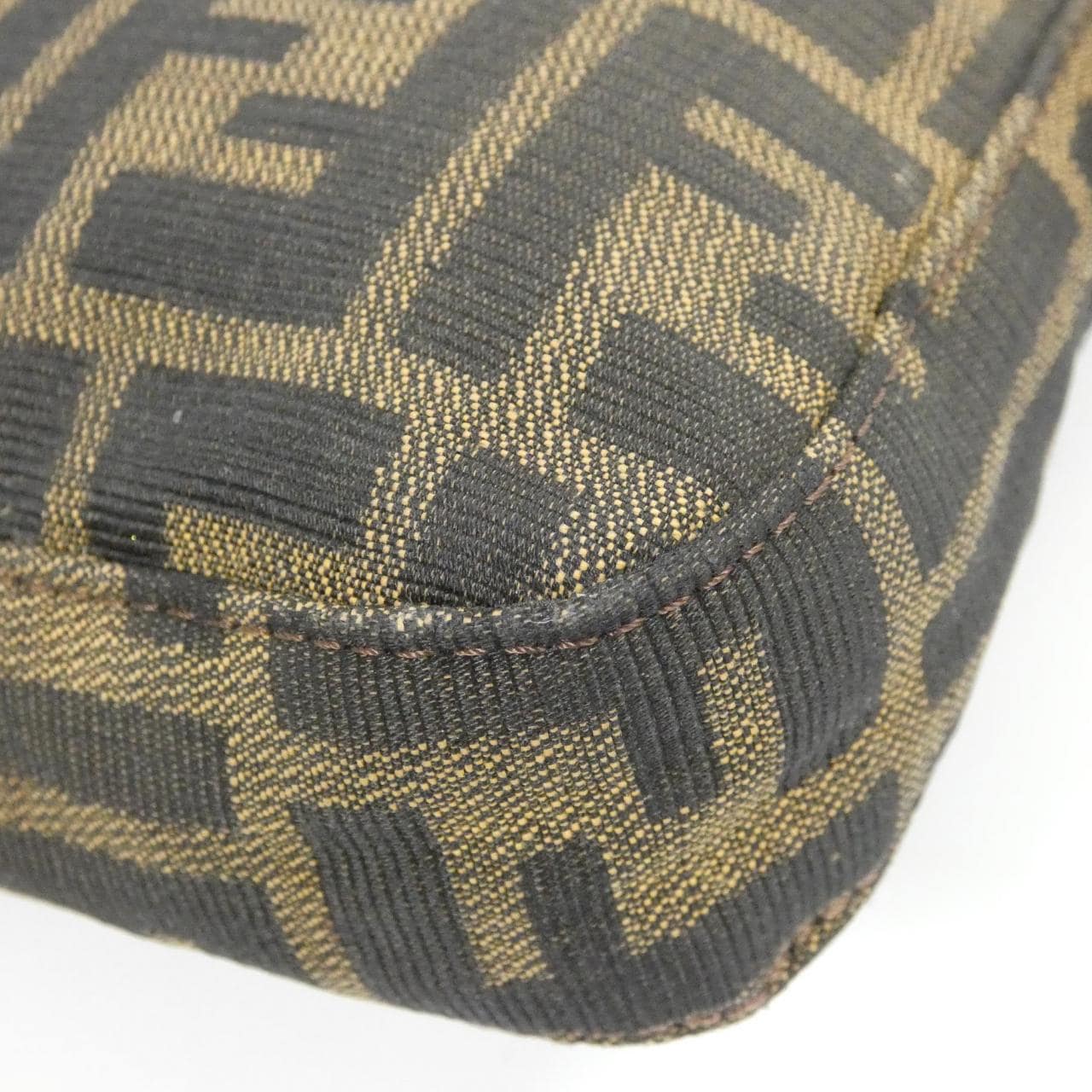 【ヴィンテージ】フェンディ バゲット 26424 ショルダーバッグ