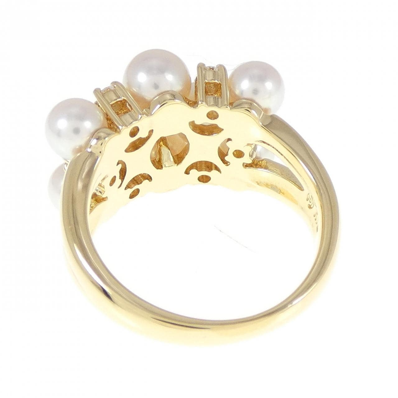 Tasaki Akoya pearl ring