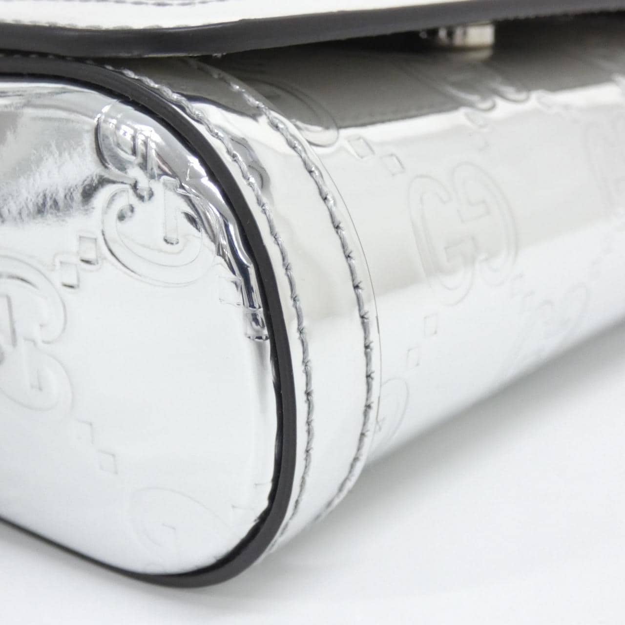 グッチ 796006 FAD3C ショルダーバッグ