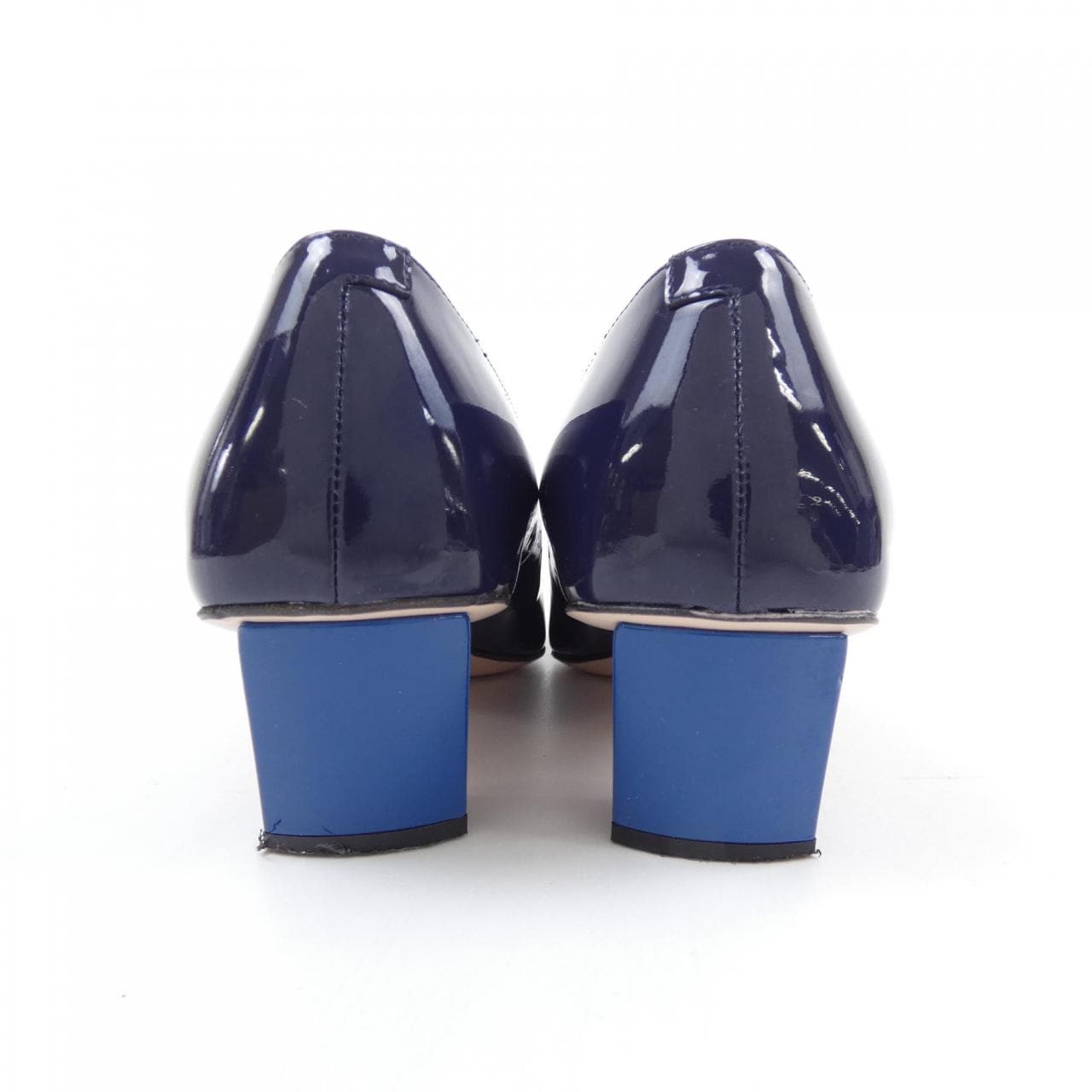 ロジェヴィヴィエ ROGER VIVIER パンプス