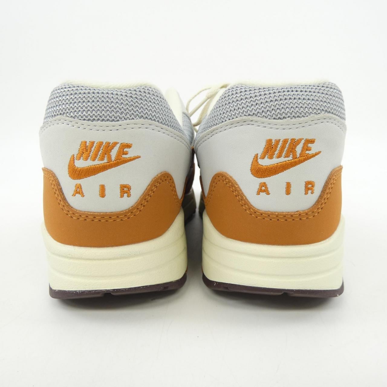 ナイキ NIKE DH1348-001 Patta スニーカー