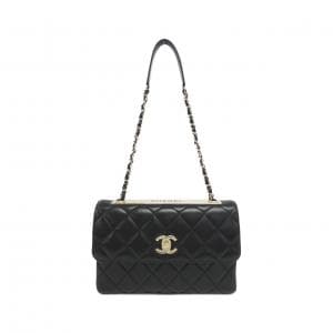 CHANEL shoulder bag