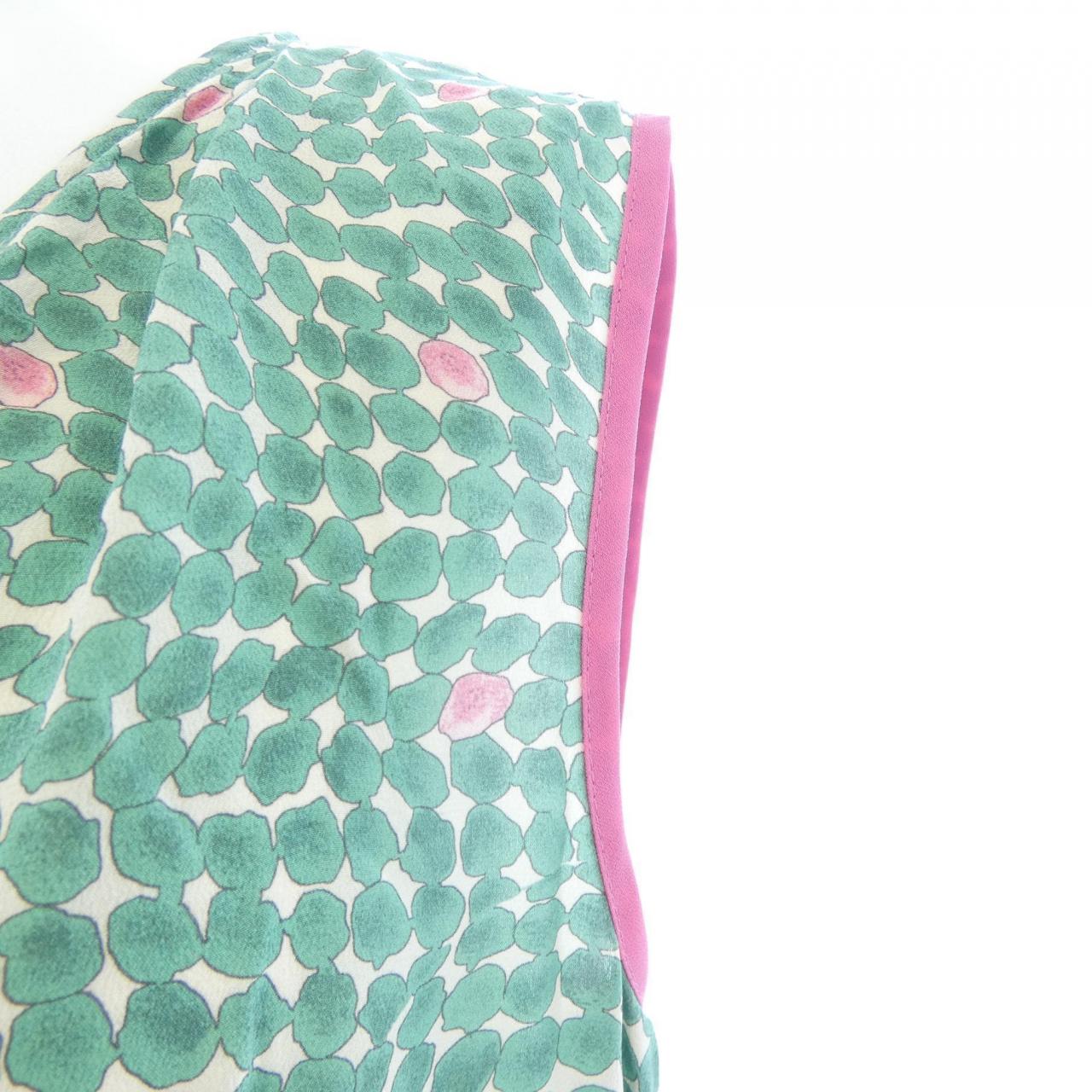 イブルース I BLUES トップス