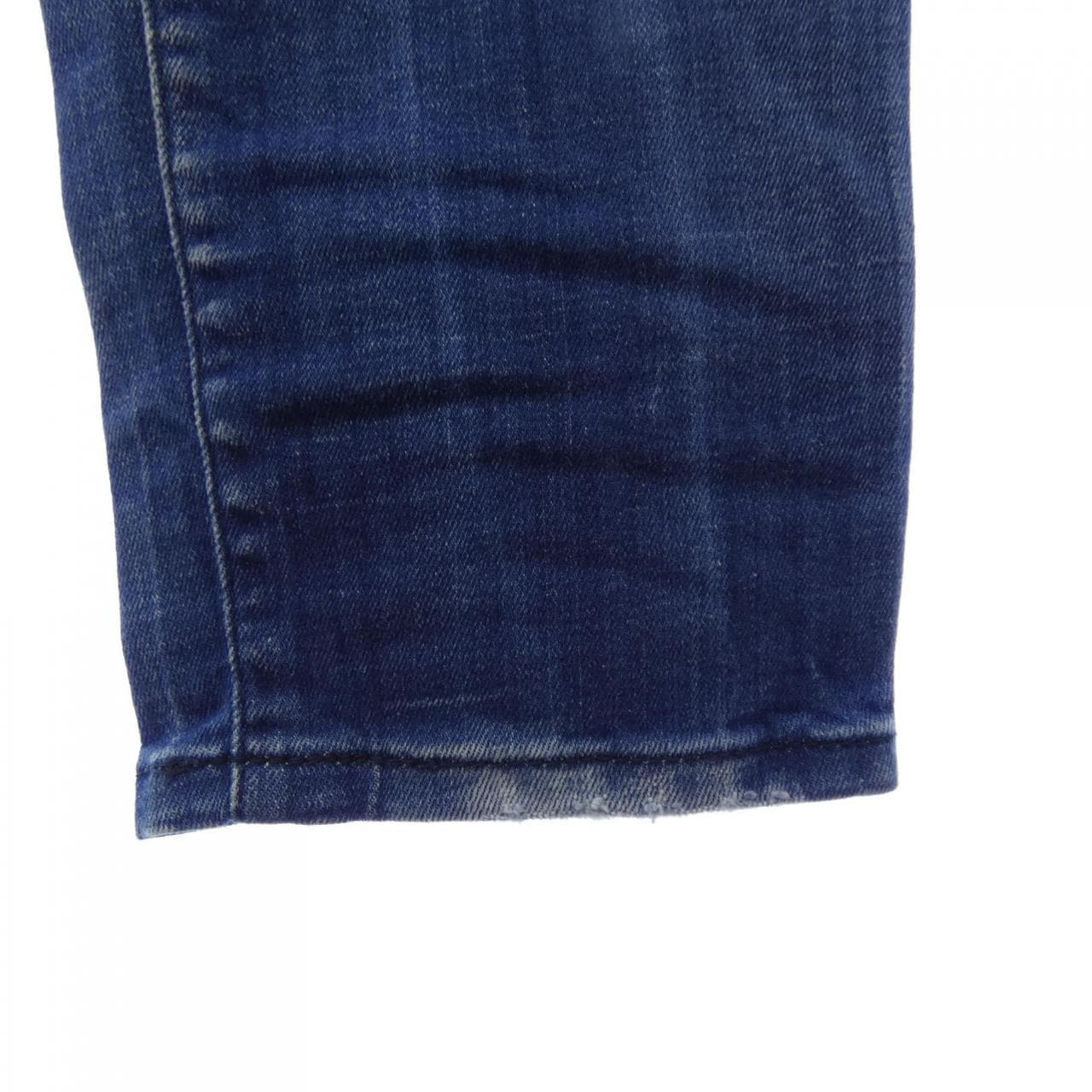 ディースクエアード DSQUARED2 S74LB1642 ジーンズ