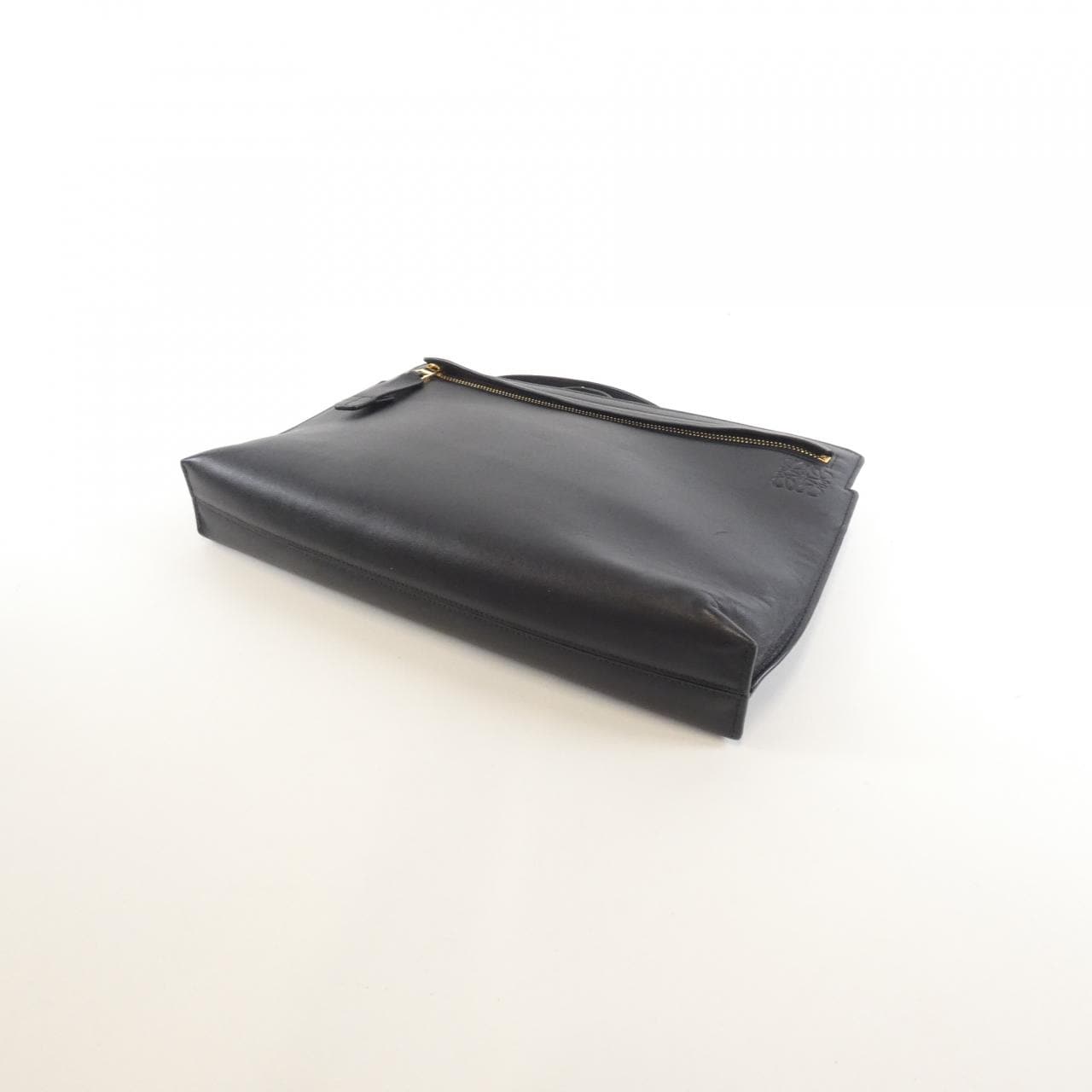 ロエベ ティー ポーチ 126 57 R77 バッグ