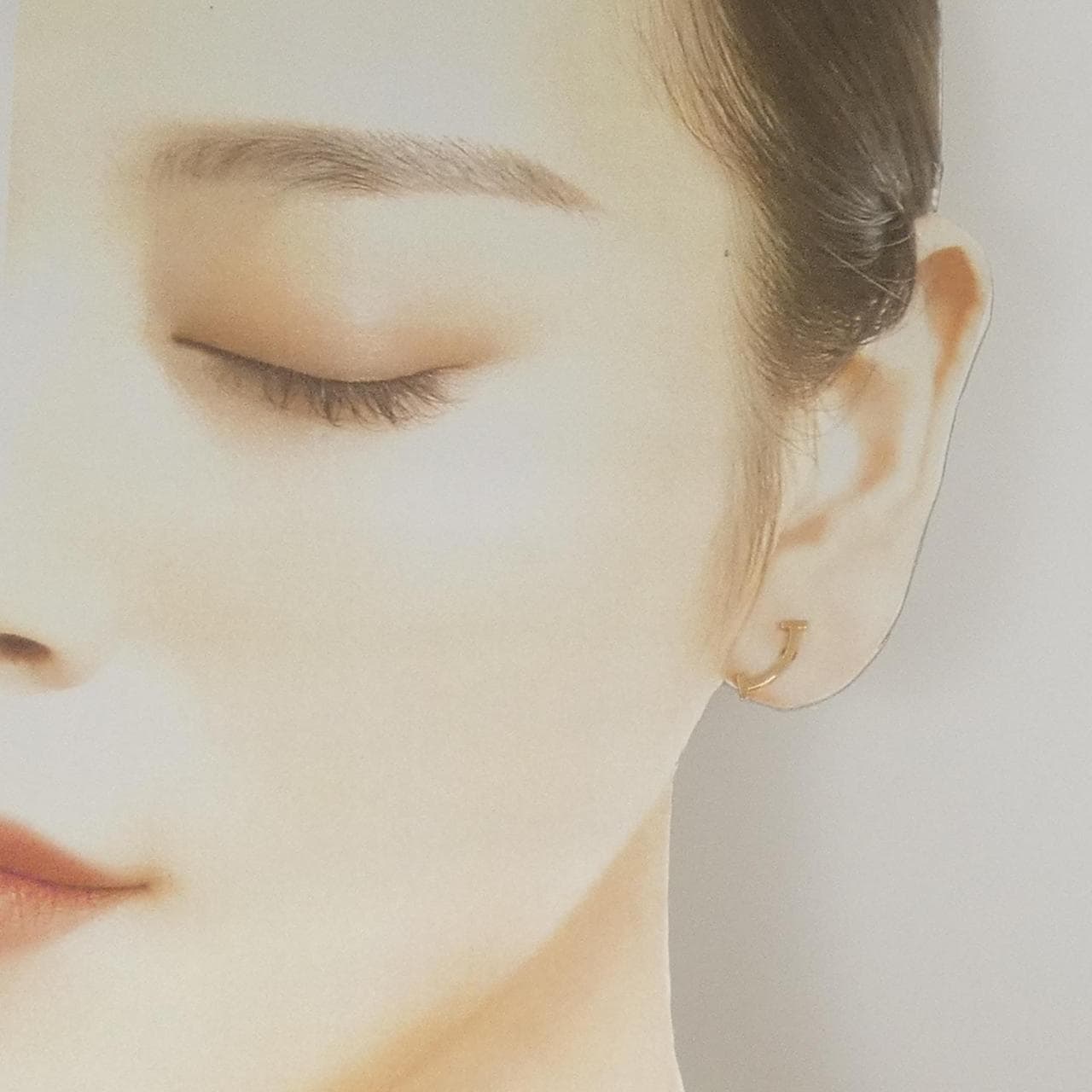 ティファニー Tスマイル ピアス