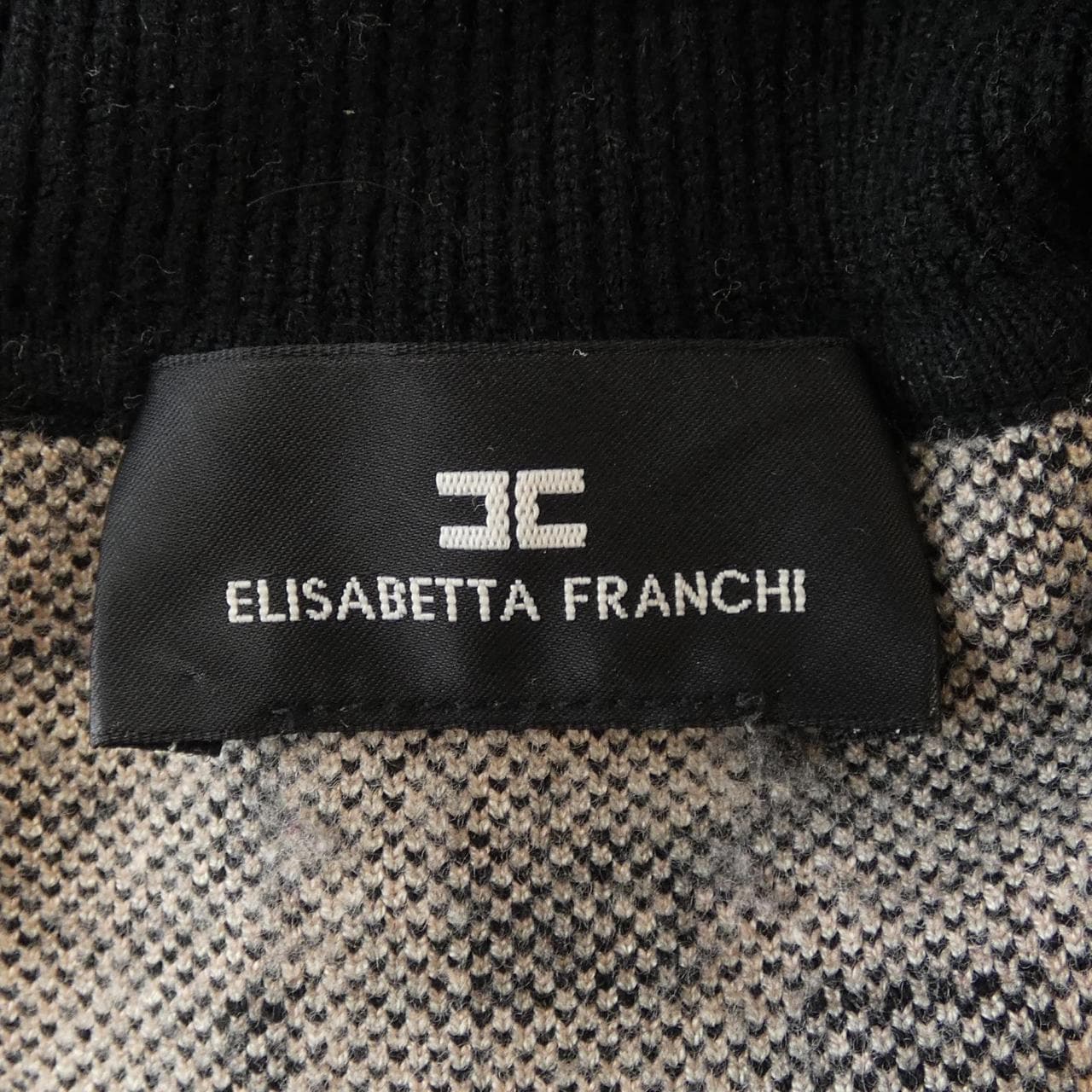 エリザベッタフランキ ELISABETTA FRANCHI ワンピース