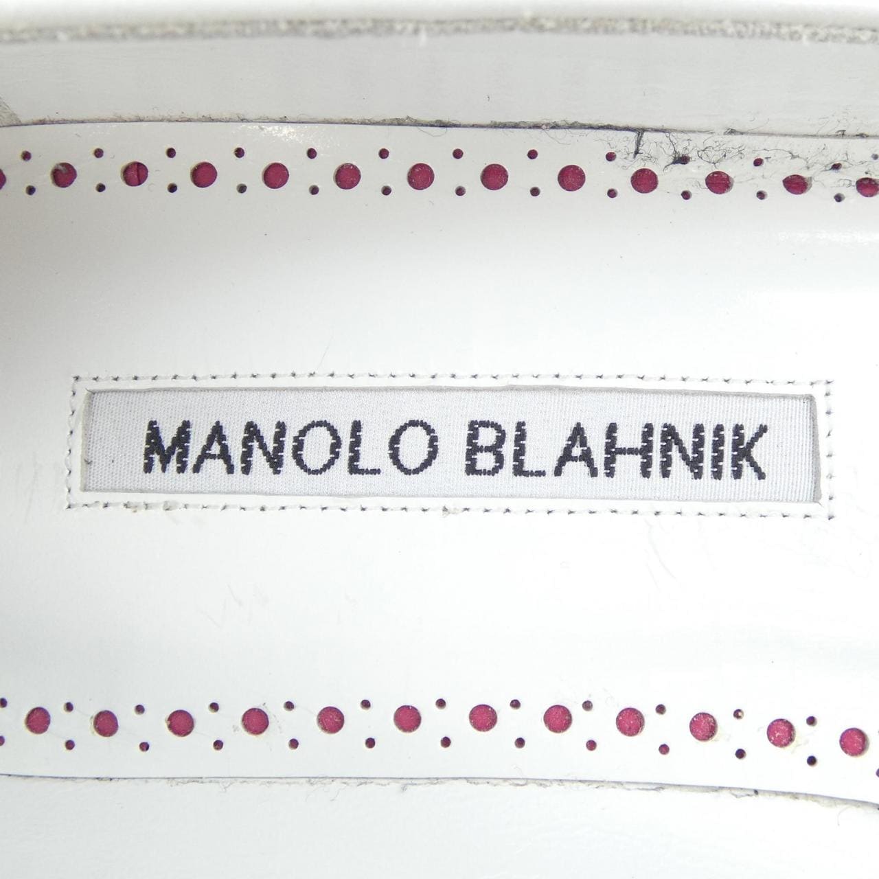 マノロブラニク MANOLO BLAHNIK フラットシューズ