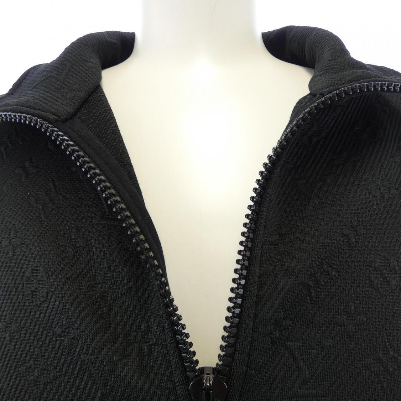 ルイヴィトン LOUIS VUITTON LVSEモノグラムフリーストラックスーツ HJY45WXHM ブルゾン