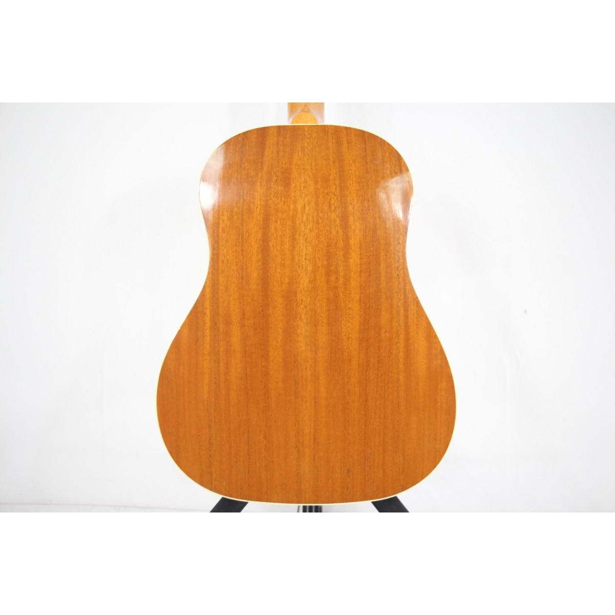 GIBSON J-35 2013