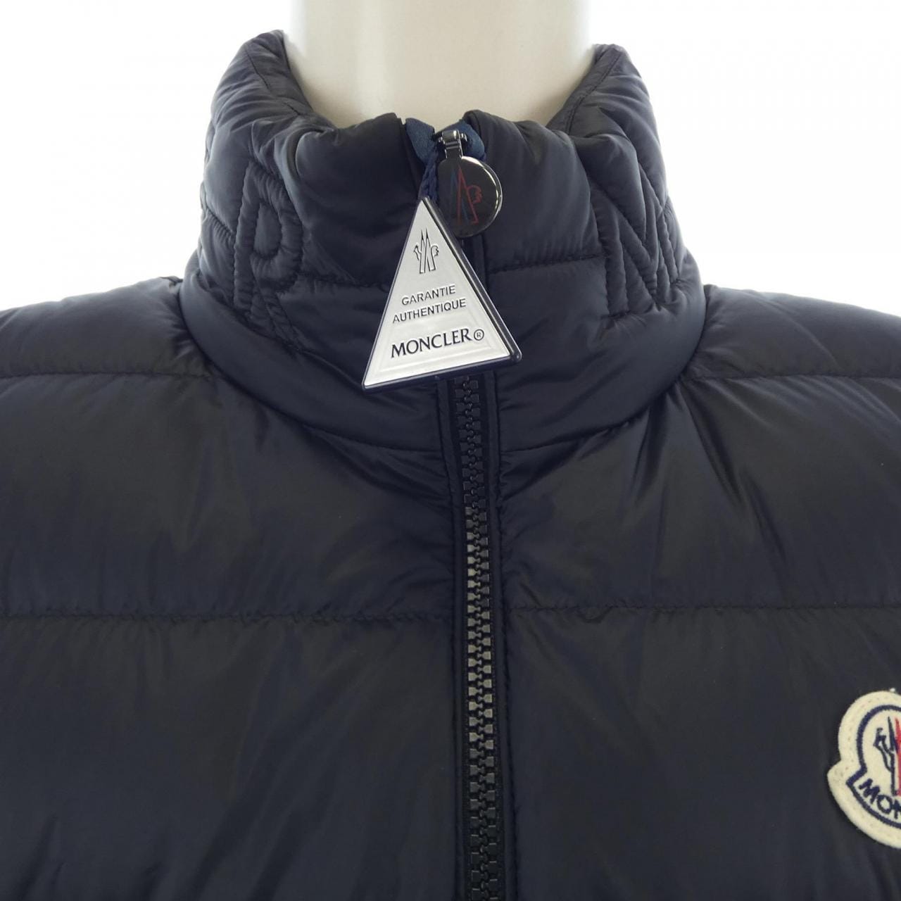 【新品】モンクレール MONCLER ROCOQUE ダウンベスト