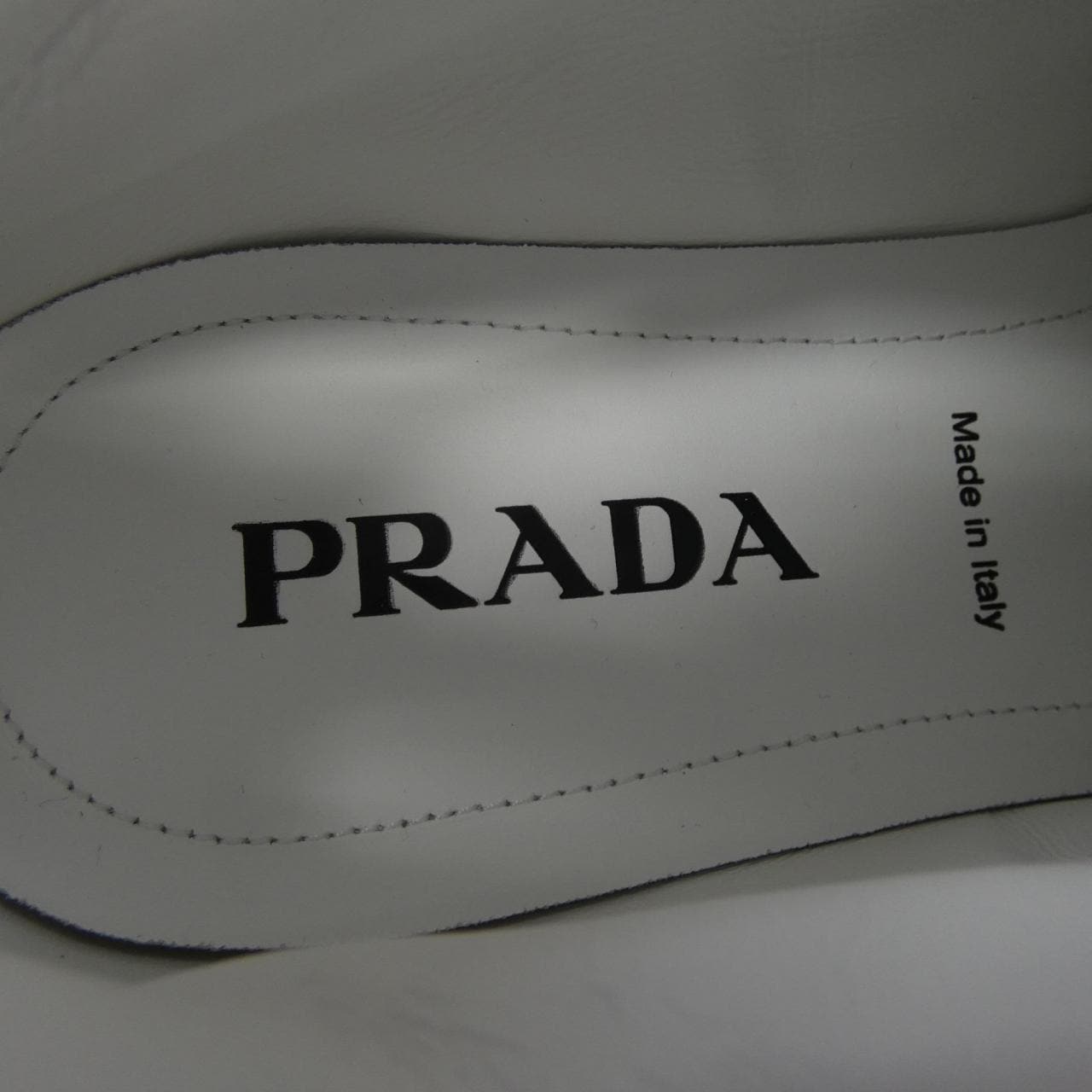 プラダ PRADA スニーカー 2EE369 スニーカー
