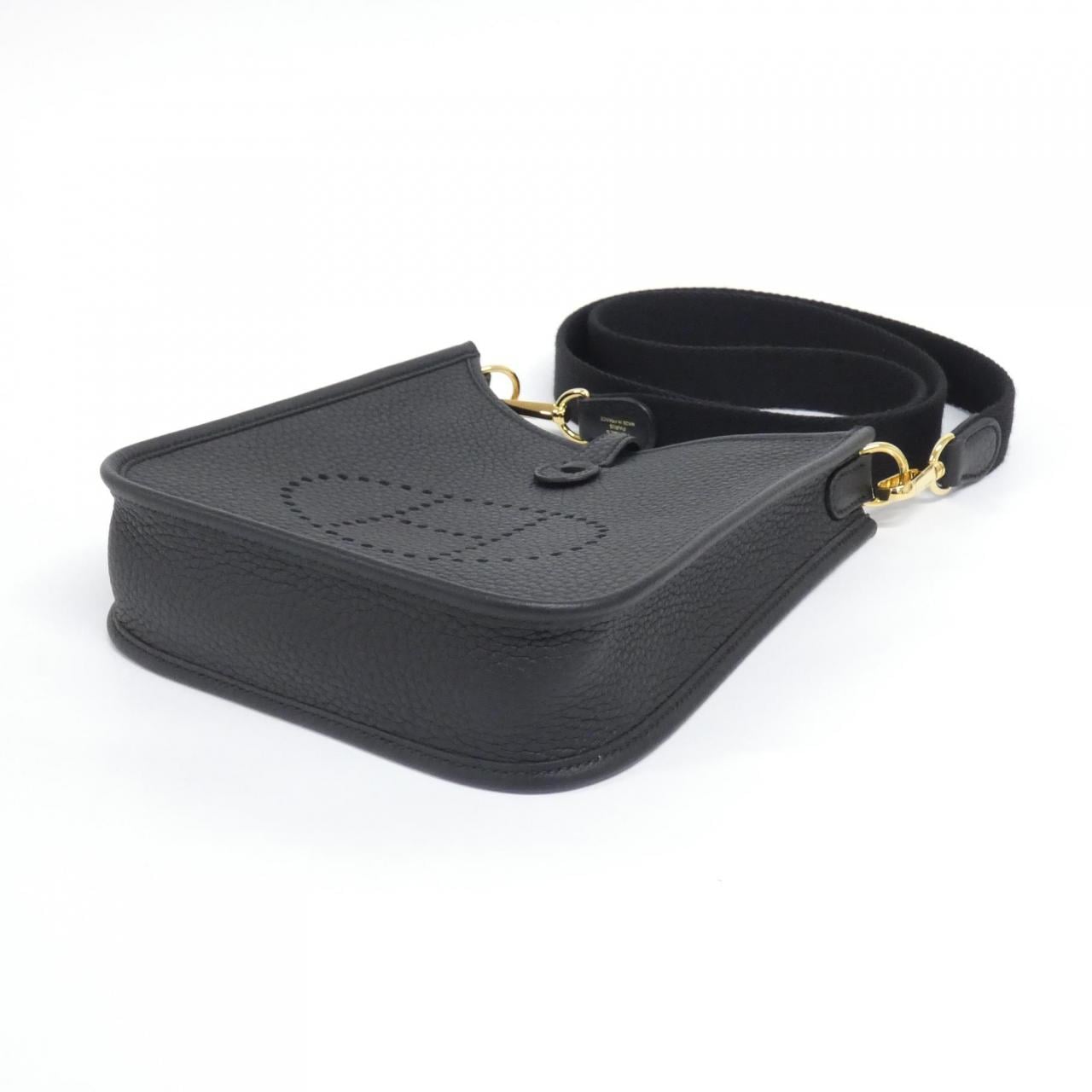 エルメス マキシキャドリーユ エヴリン アマゾン 16cm 069426CC ショルダーバッグ