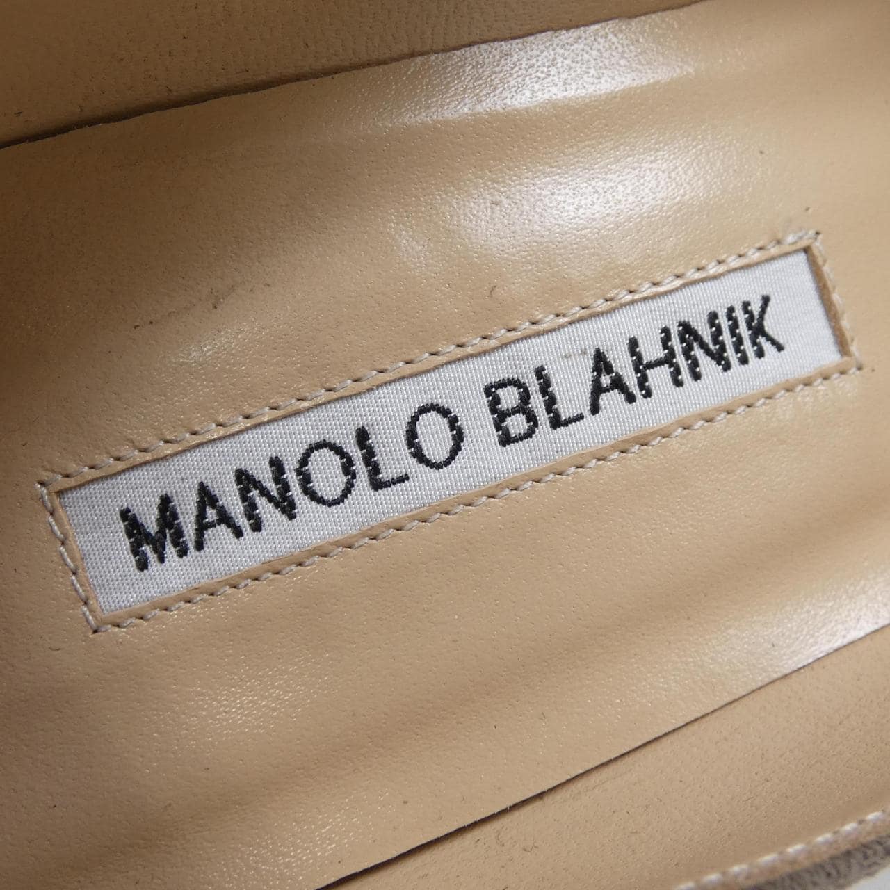 マノロブラニク MANOLO BLAHNIK パンプス