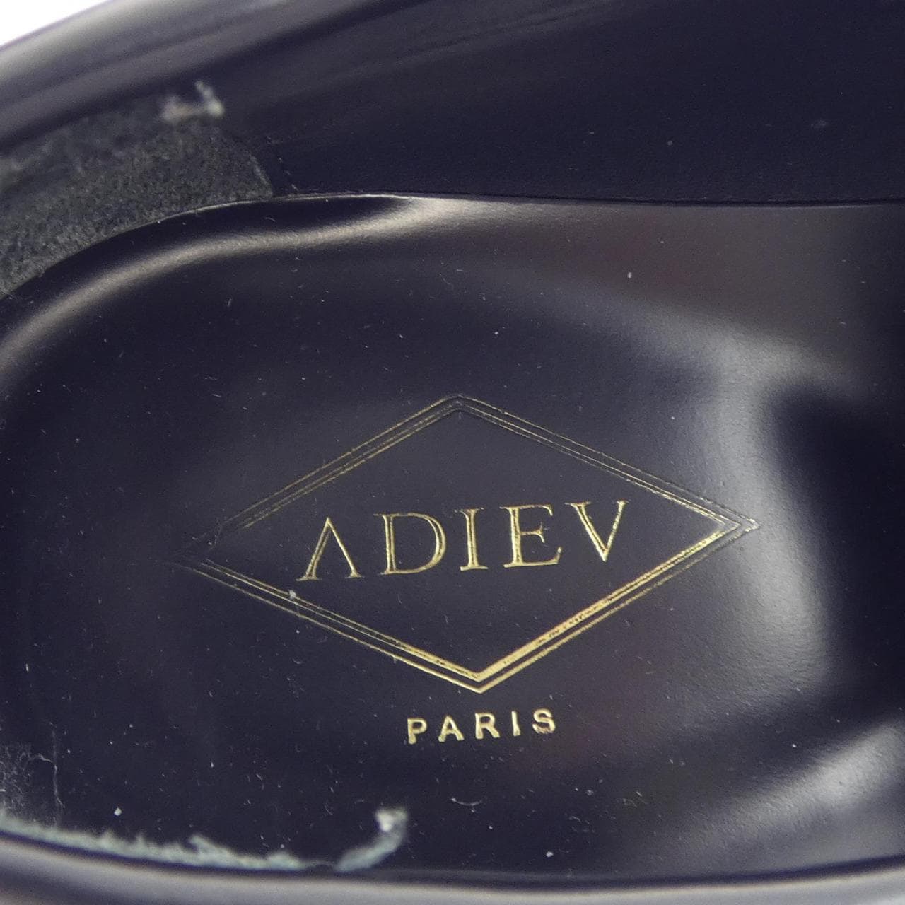 ADIEV シューズ