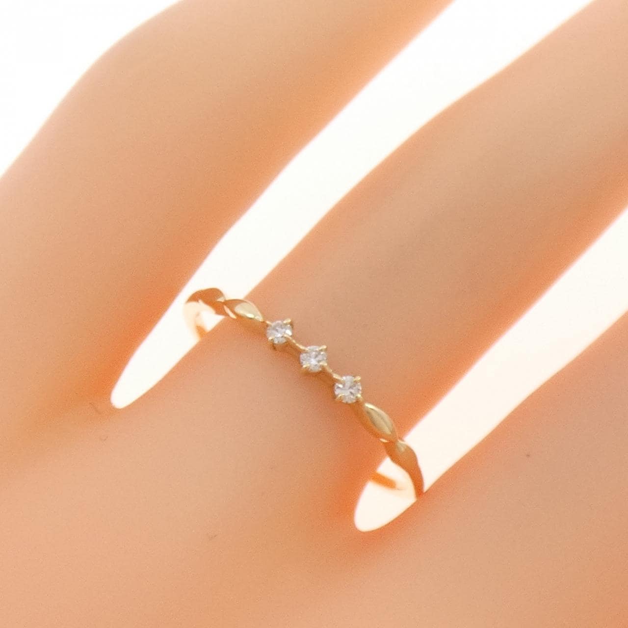 エテ ダイヤモンド リング 0.04CT