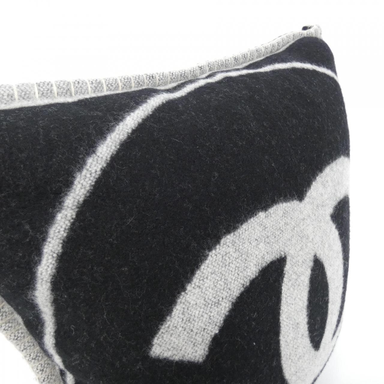 シャネル 52277 クッション