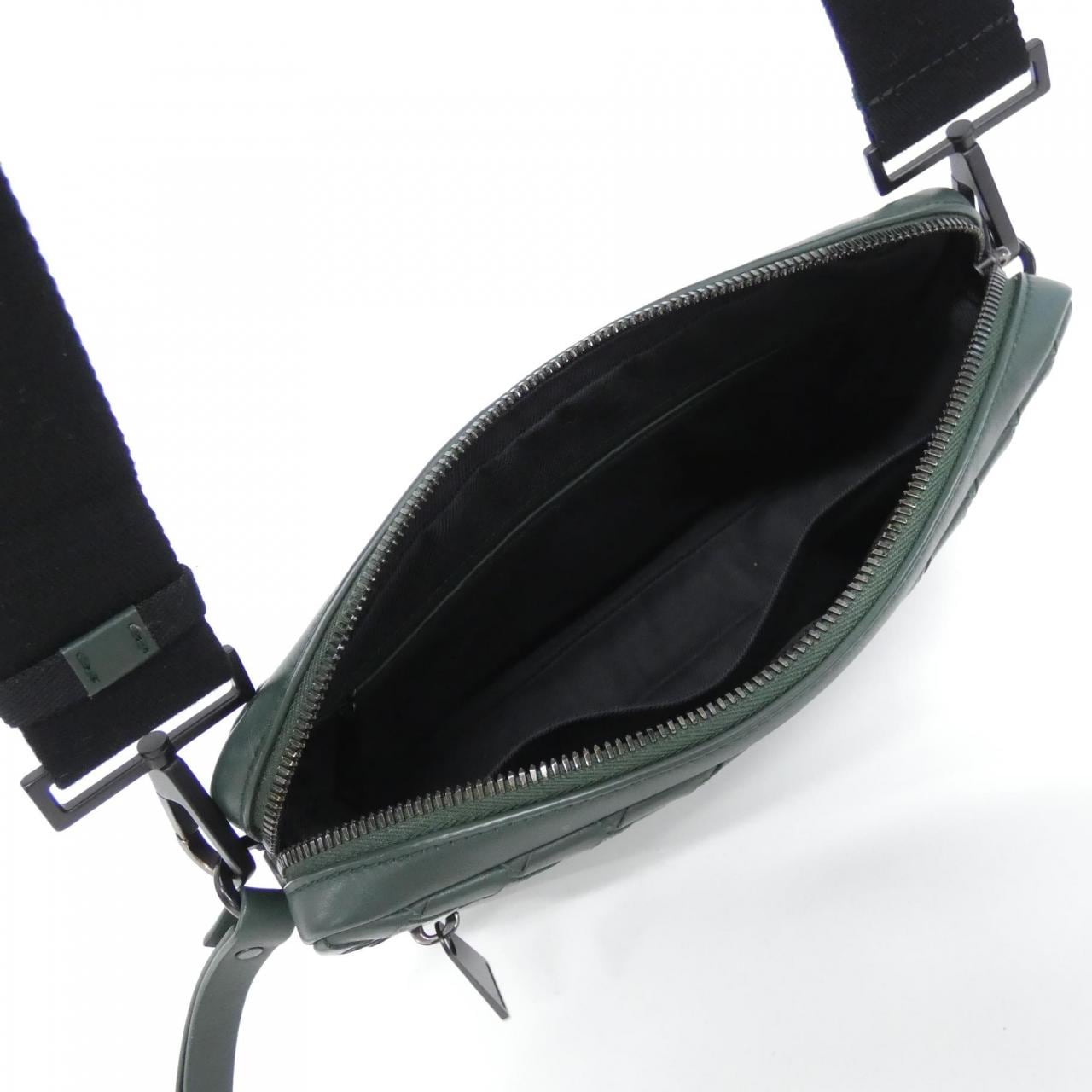 ボッテガヴェネタ 604790 VCPQ2 ショルダーバッグ