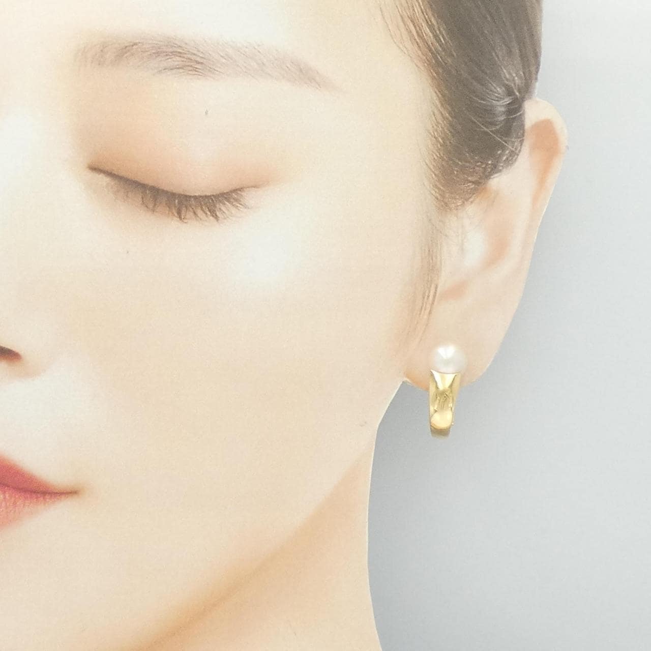 ブシュロン アコヤパール イヤリング 8.5mm