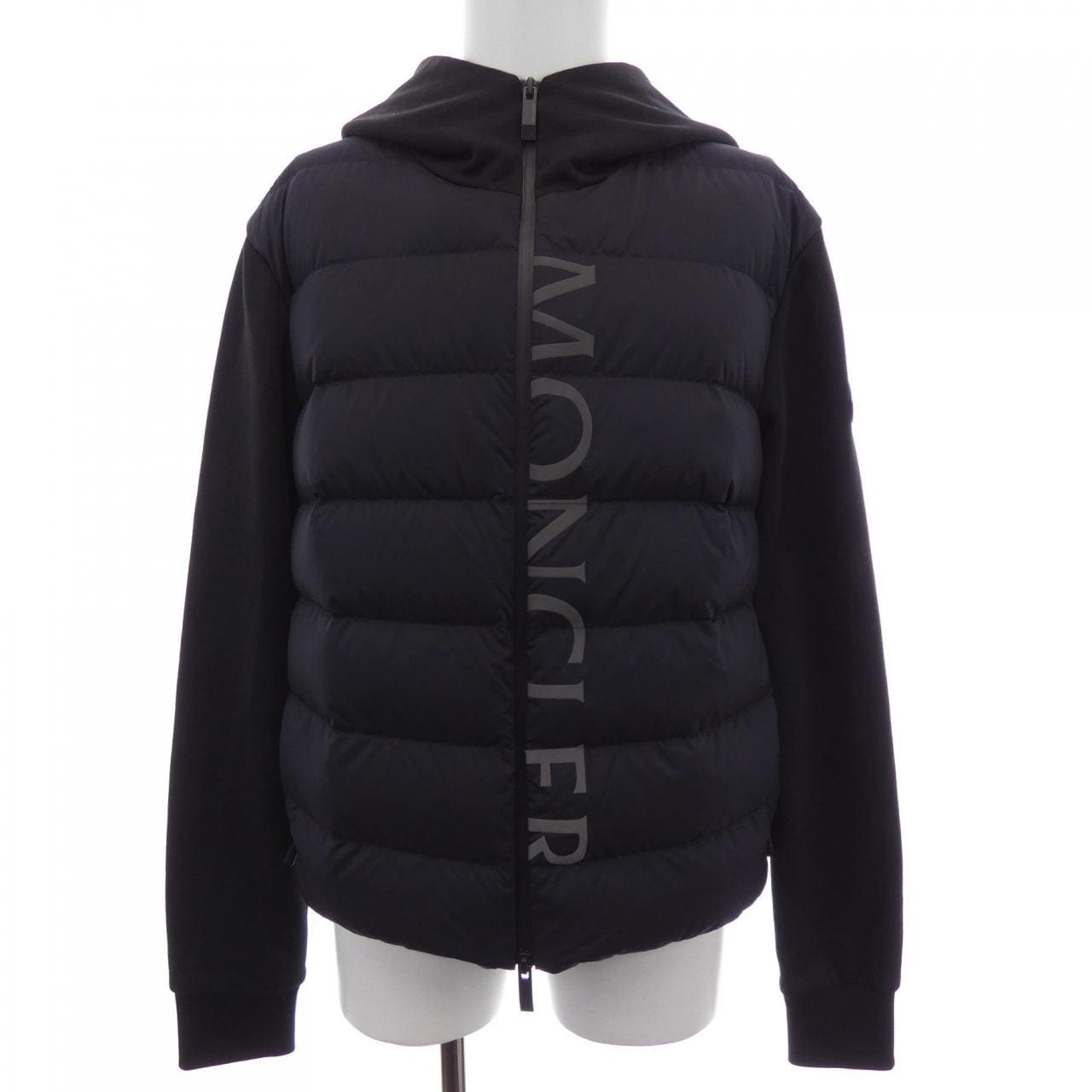 モンクレール MONCLER 20938G00013 ダウンジャケット