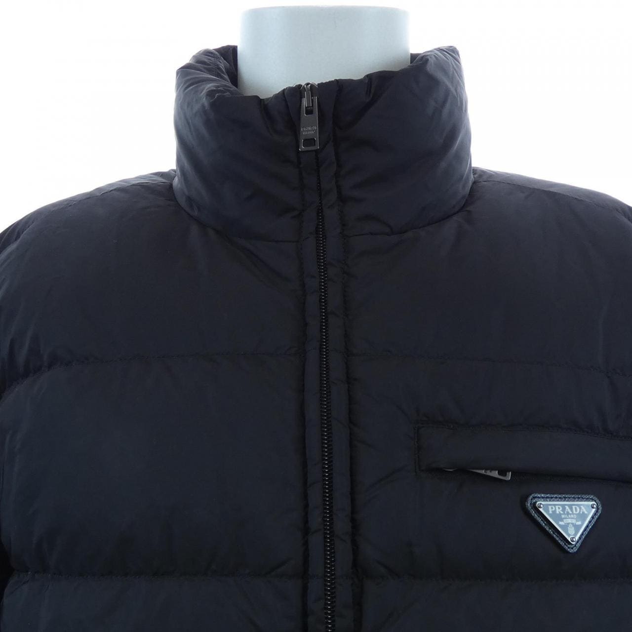 プラダ PRADA トライアングルロゴ SGC933 SOOO 1WQ9 ダウンジャケット
