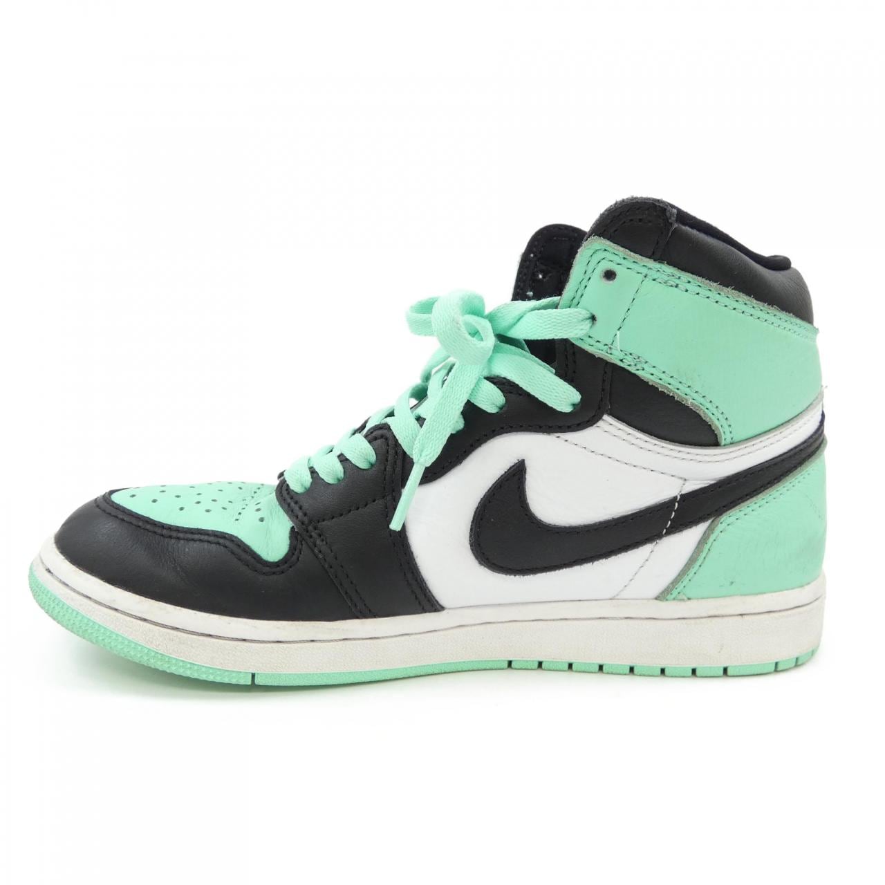 ナイキ ジョーダン NIKE JORDAN スニーカー