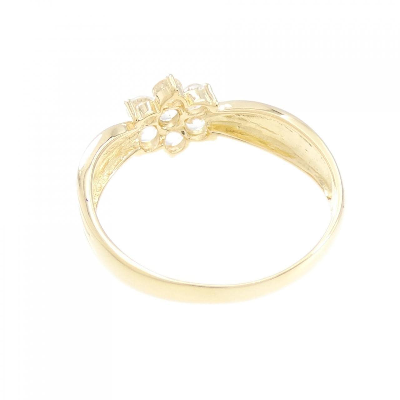 K18YG Flower White Sapphire Ring 0.30CT