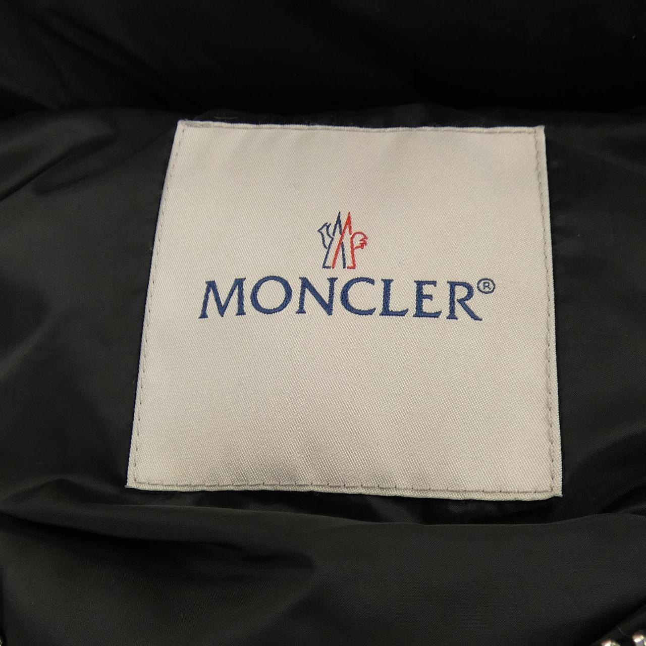 モンクレール ジーニアス MONCLER GENIUS WILLOW SMITH SABELA ダウンベスト