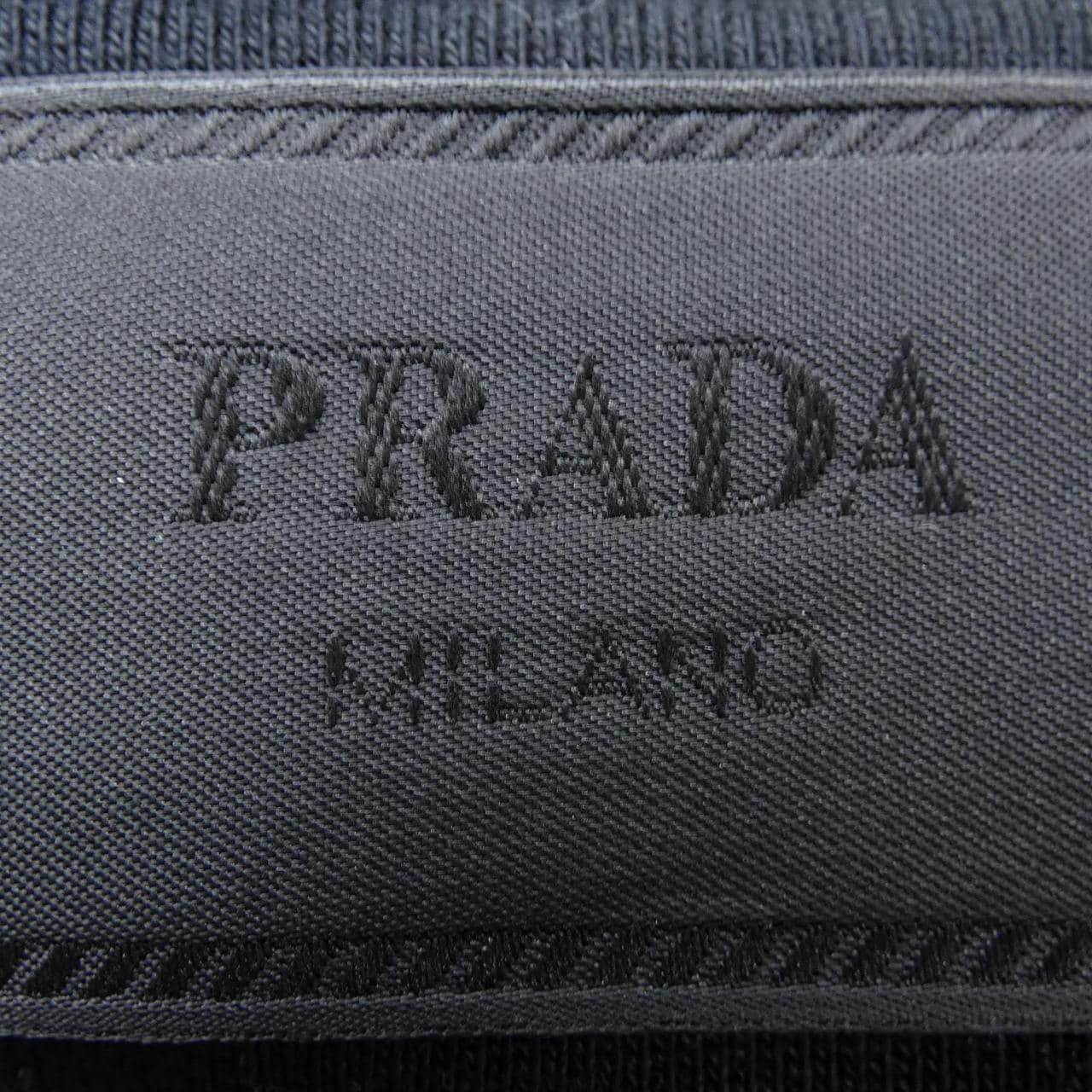 プラダ PRADA トライアングルロゴ UJL45B SOOO 11CC パーカー