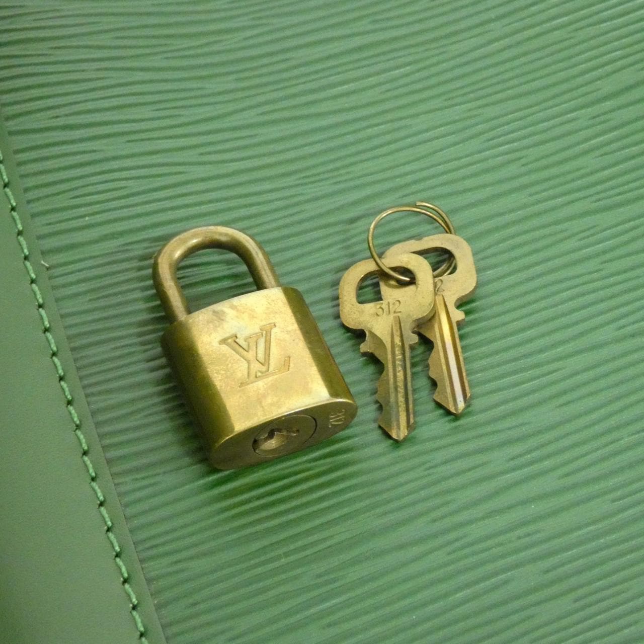 【ヴィンテージ】ルイヴィトン エピ キーポル 50cm M42964 ボストンバッグ