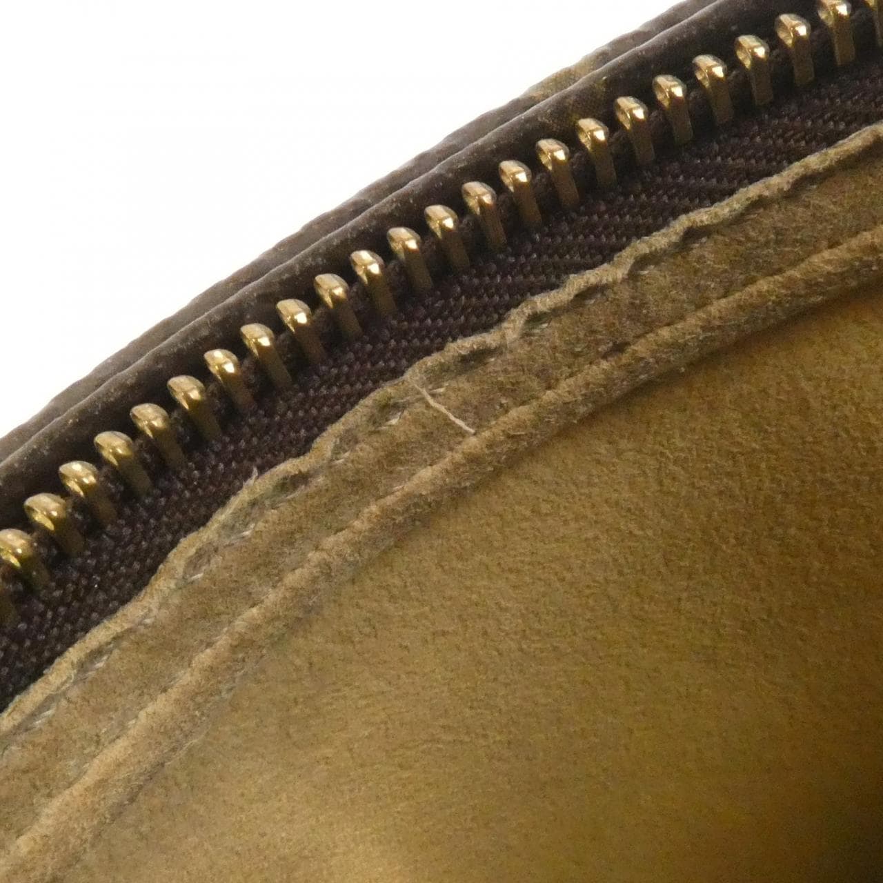 ルイヴィトン モノグラム ルーピング MM M51146 ショルダーバッグ