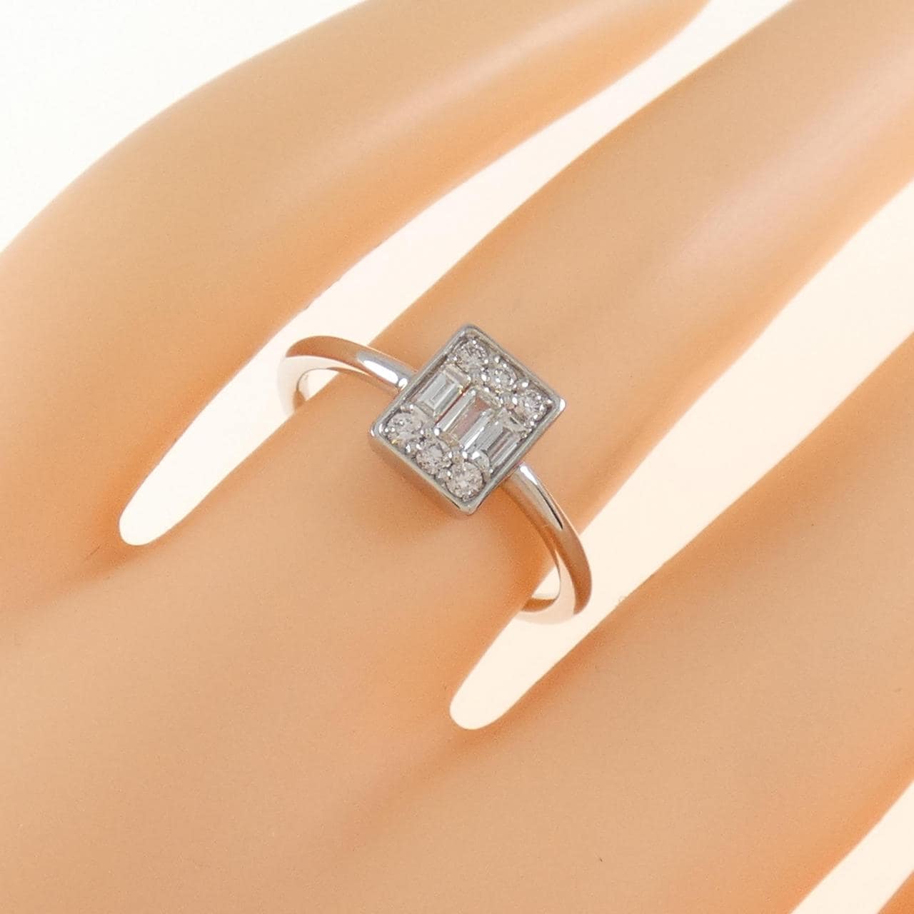 【新品】PT ダイヤモンド リング 0.30CT