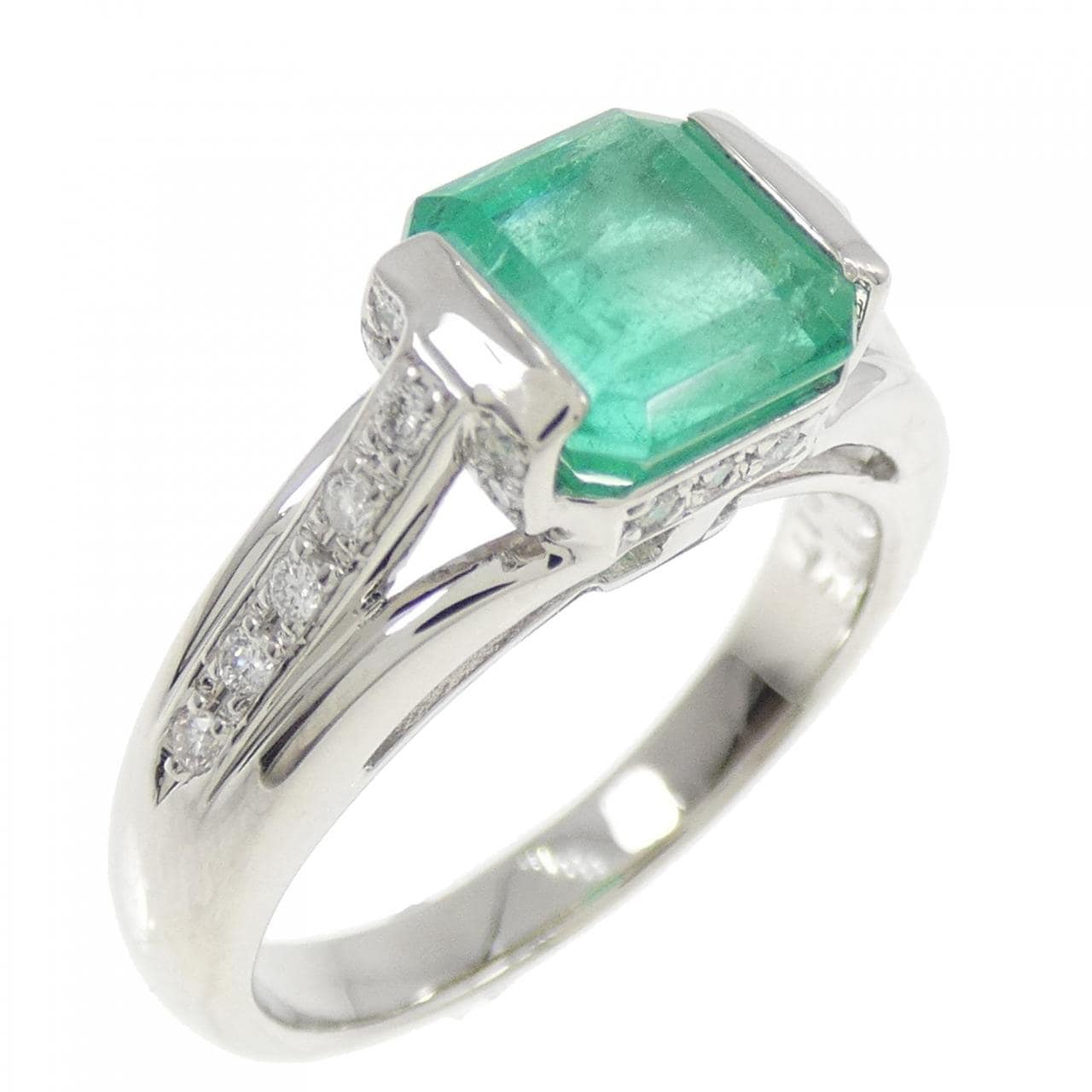 PT900 エメラルド リング 1.62CT