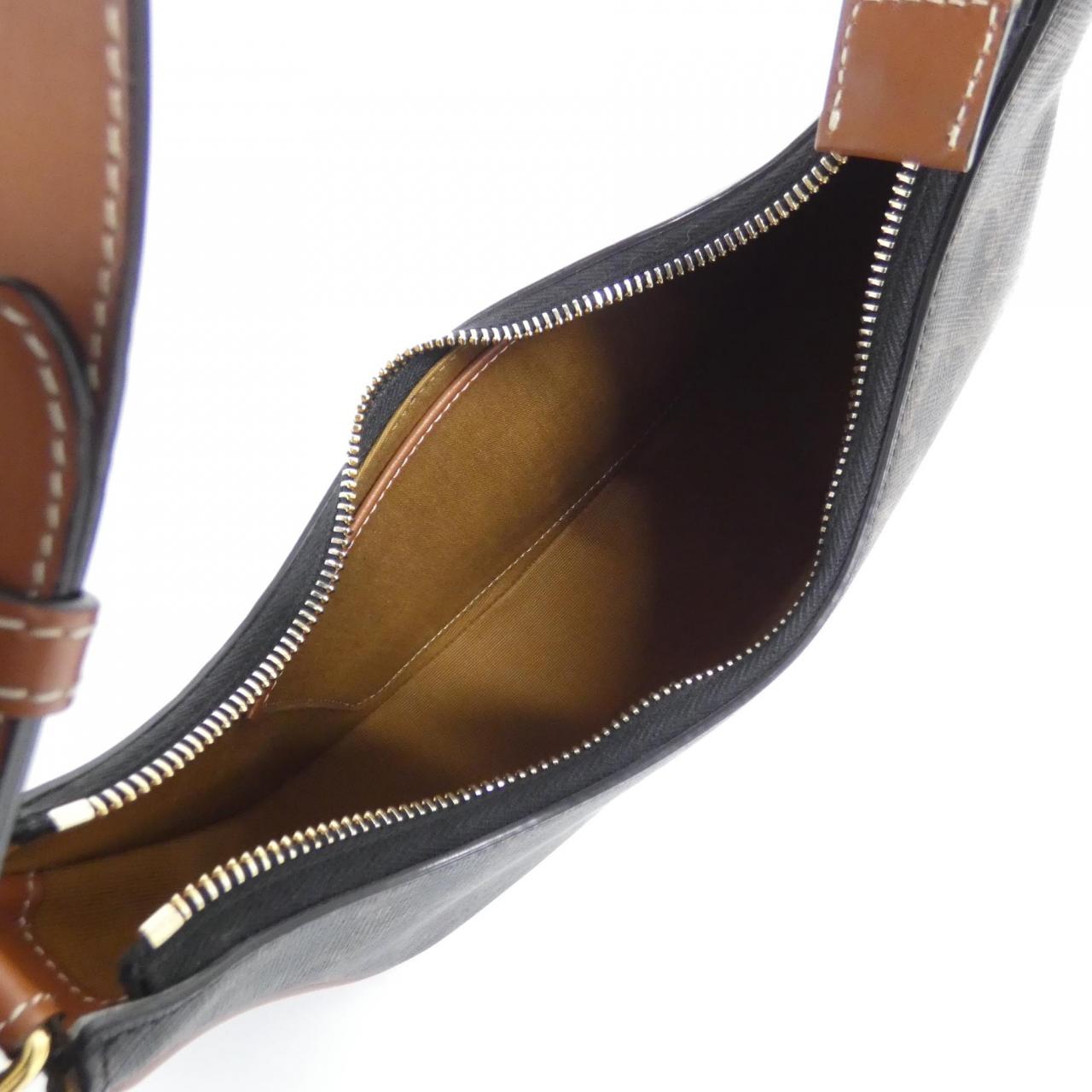 セリーヌ アヴァ 193952BZJ ショルダーバッグ