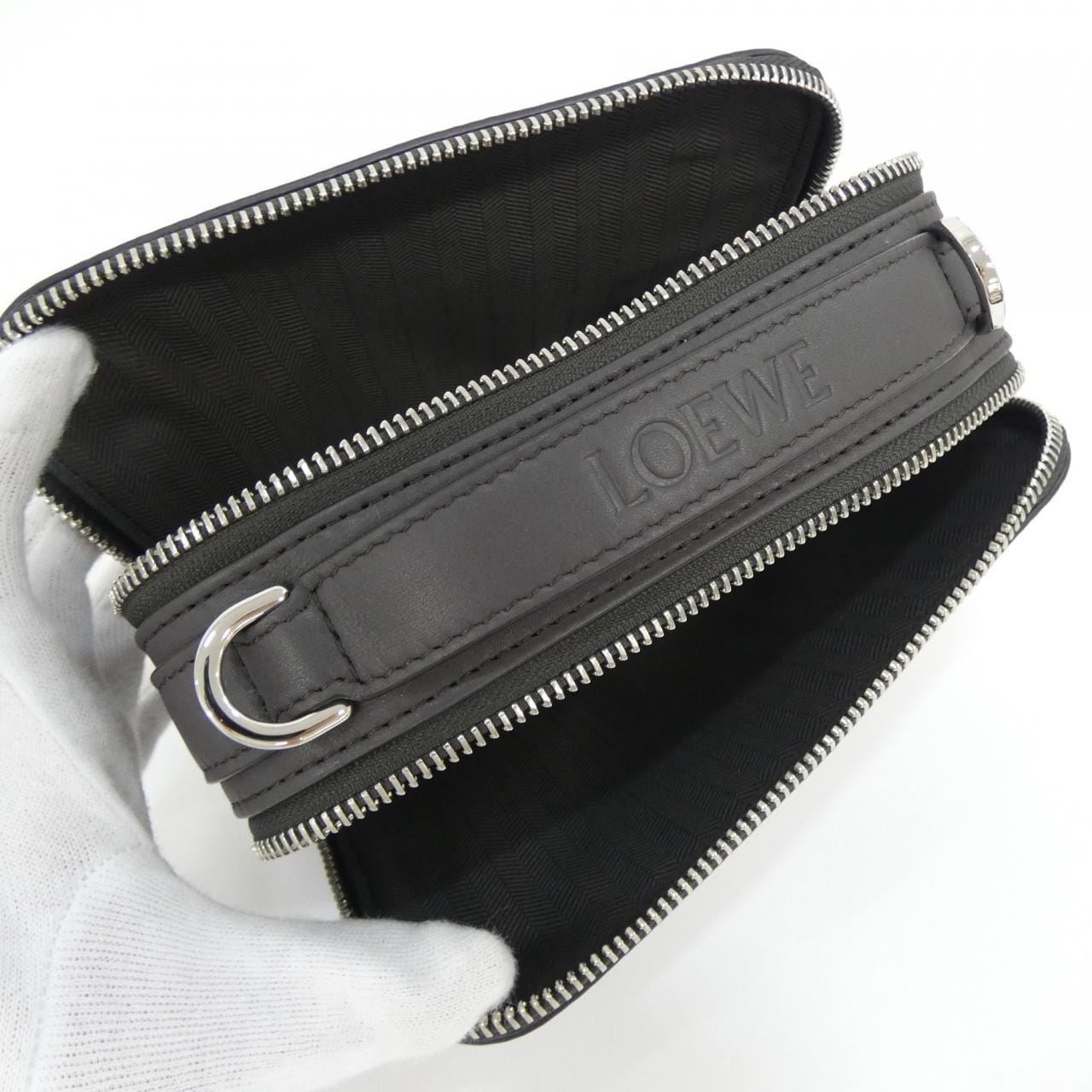 【新品】ロエベ クロスボディ カメラ バッグ ミニ C565R41X05 バッグ
