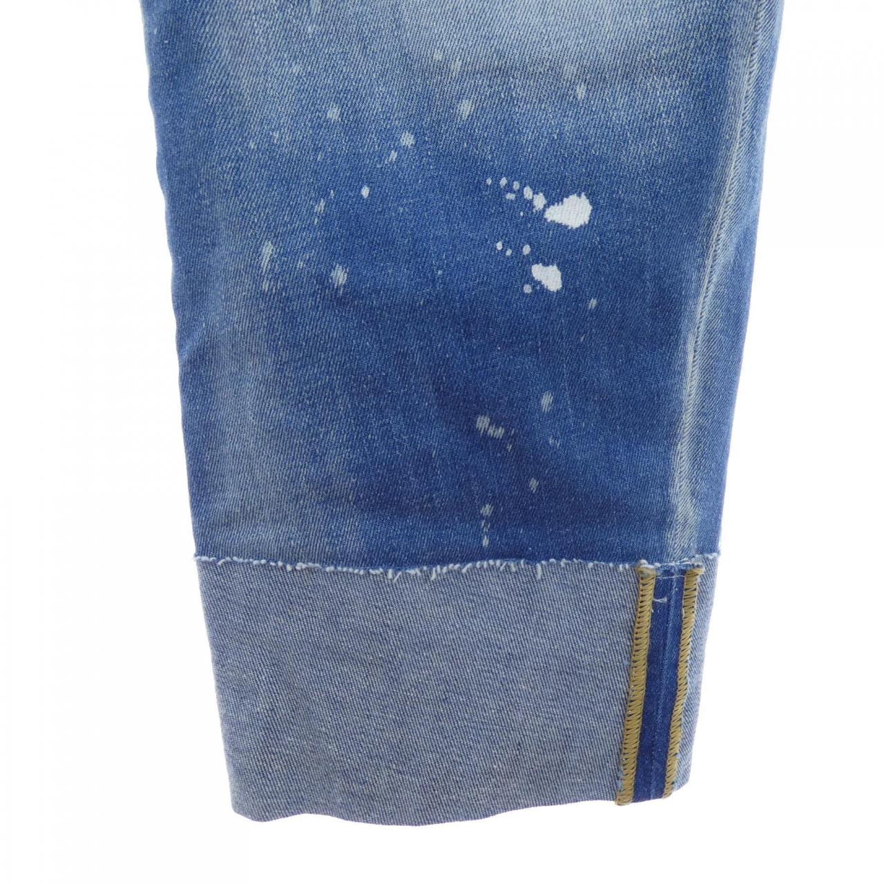 ディースクエアード DSQUARED2 S74LB1497 ジーンズ