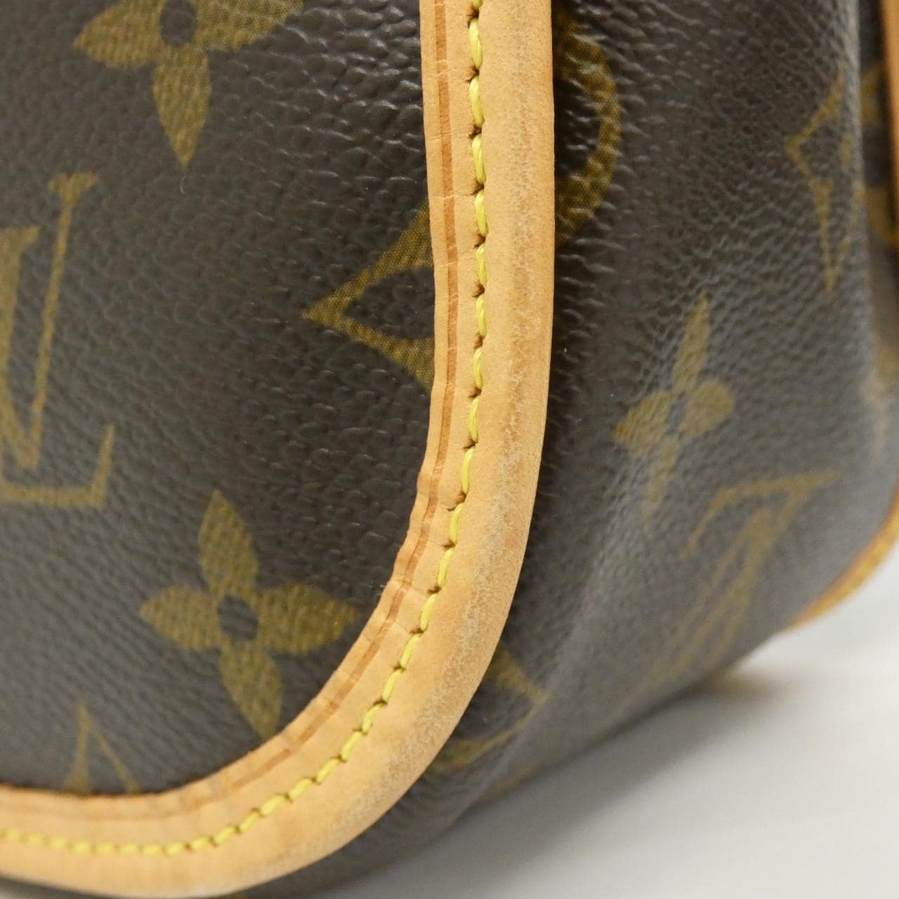 ルイヴィトン モノグラム メッセンジャー PM M40106 ショルダーバッグ