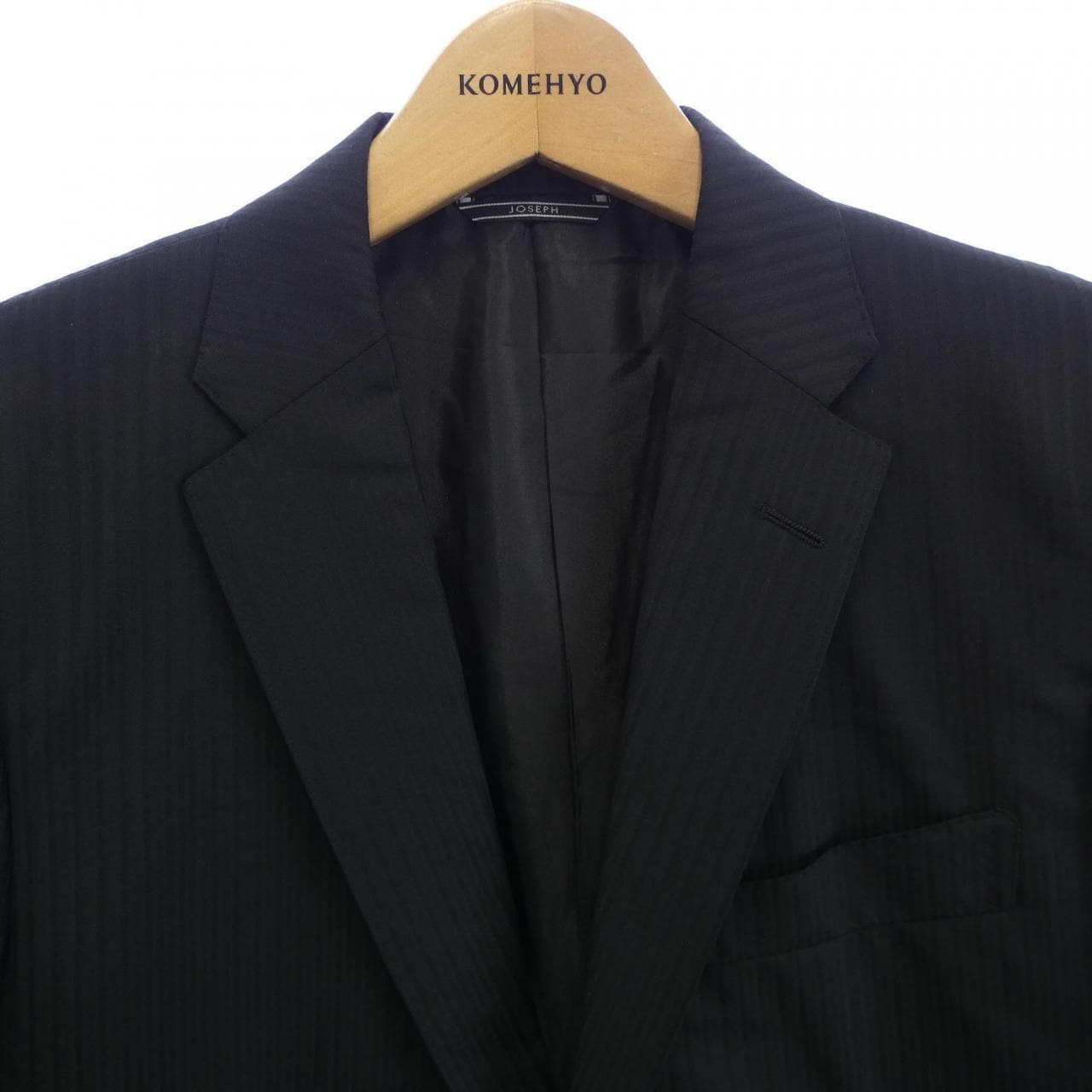 Joseph JOSEPH suit
