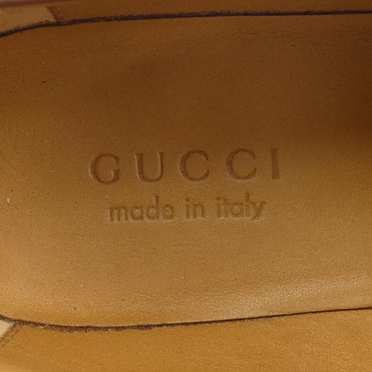 GUCCI鞋