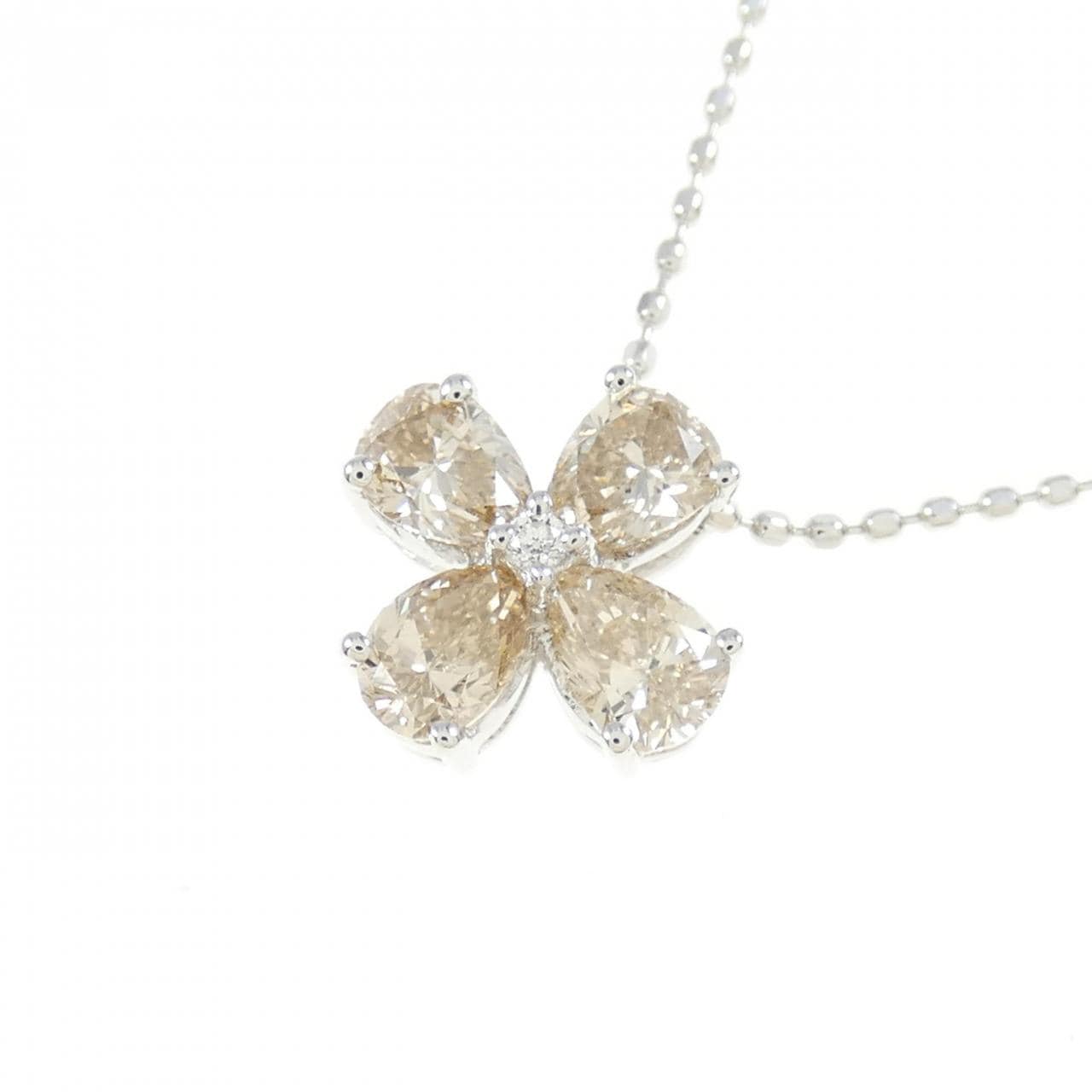 K18WG Flower Diamond Necklace 0.90CT