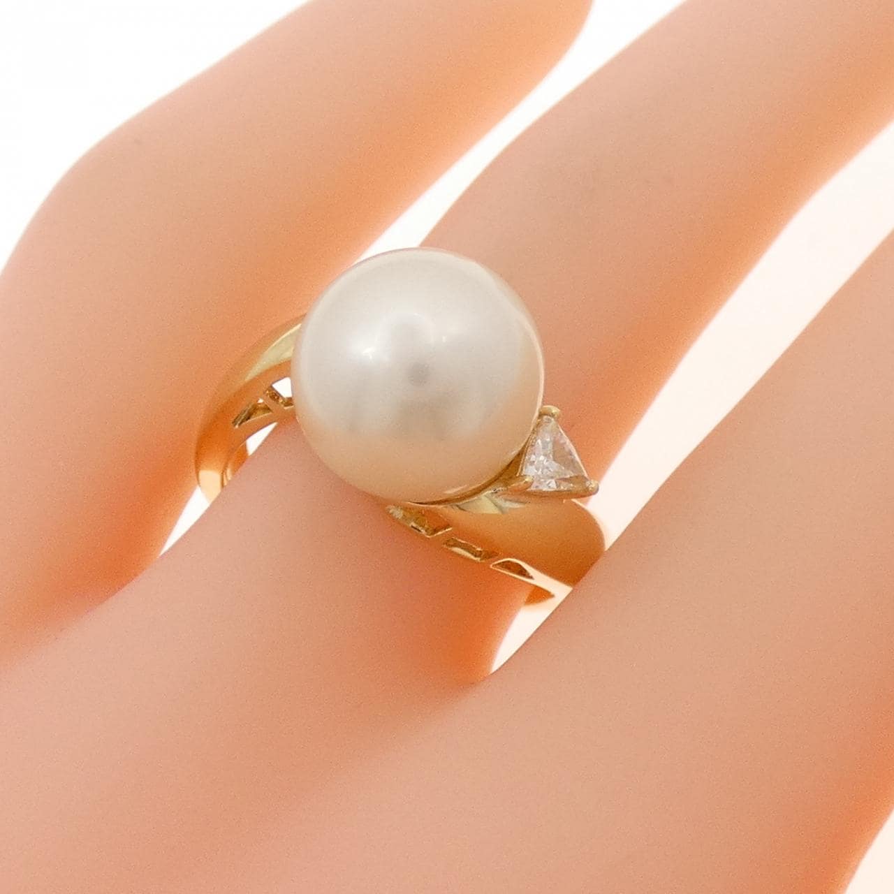 K18YG 白蝶パール リング 10.5mm