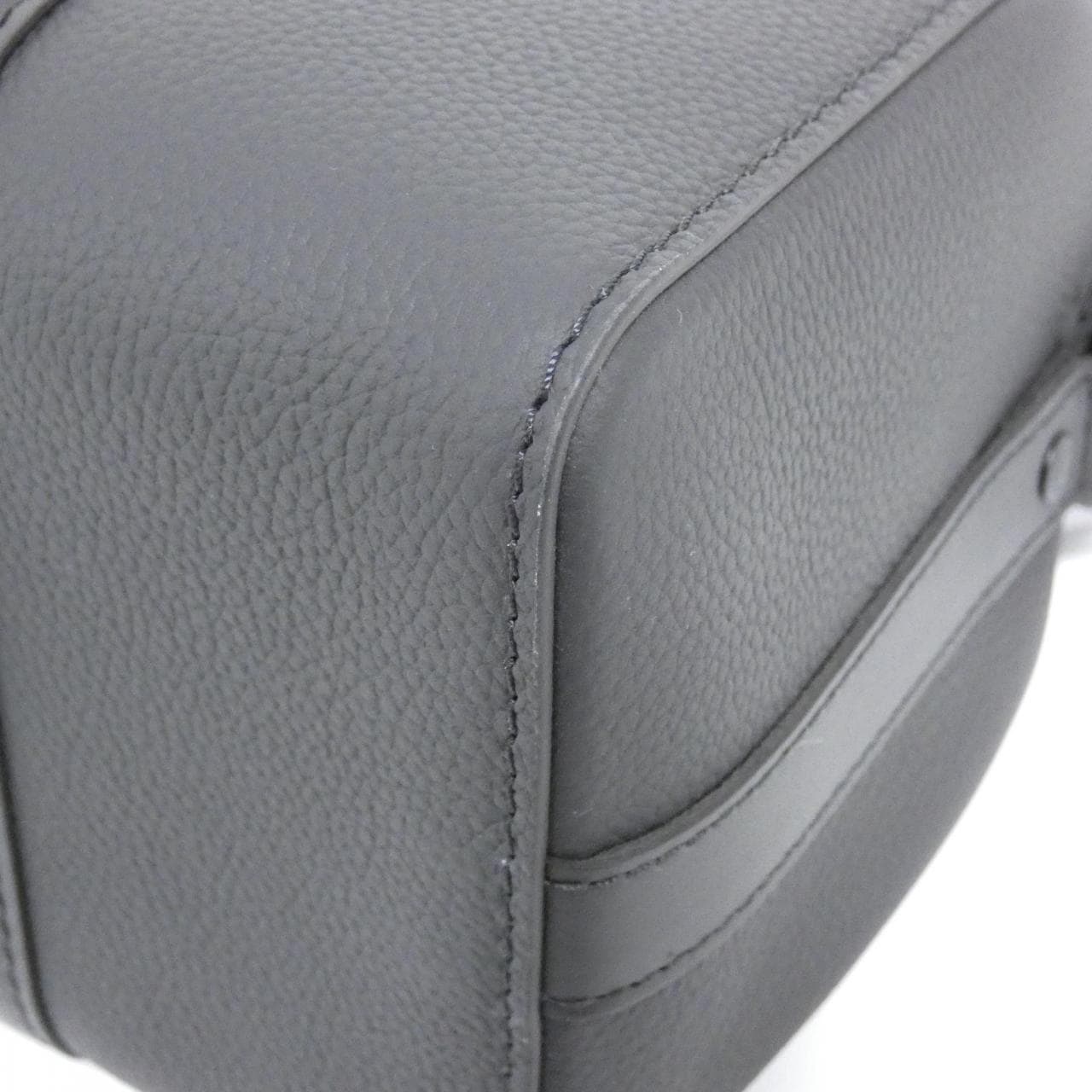 ルイヴィトン LVアエログラム シティ キーポル M59255 ショルダーバッグ