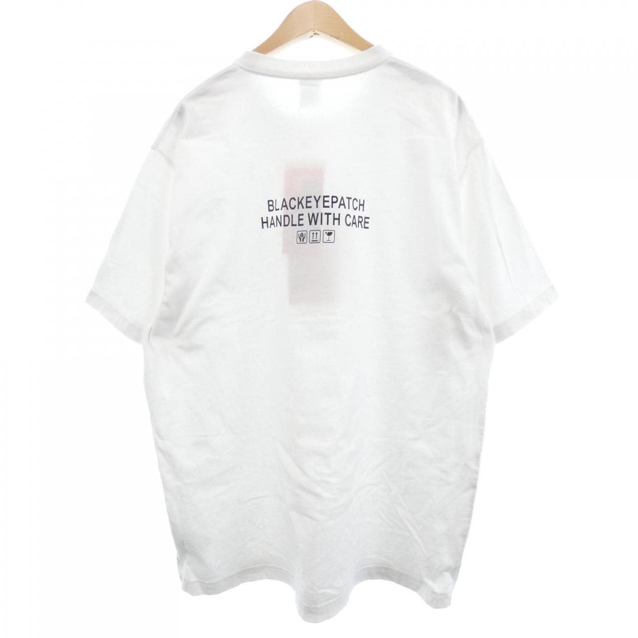 THE BLACK EYE PATCH Tシャツ