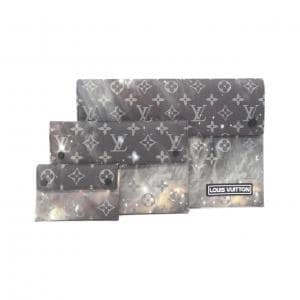 新品未使用　ルイ・ヴィトン モノグラム レザーポーチ LOUIS VUITTON ルイヴィトン 中古 ポーチ/ベルトポーチ 小物入れ