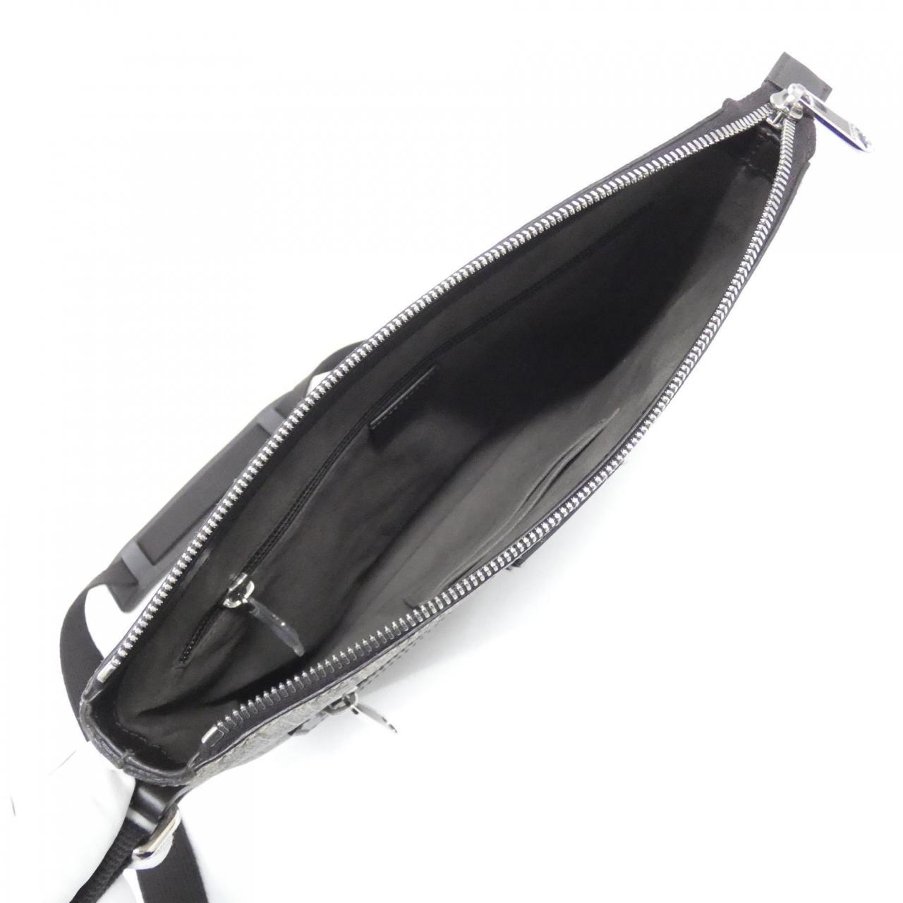 グッチ 406408 KHN7N ショルダーバッグ